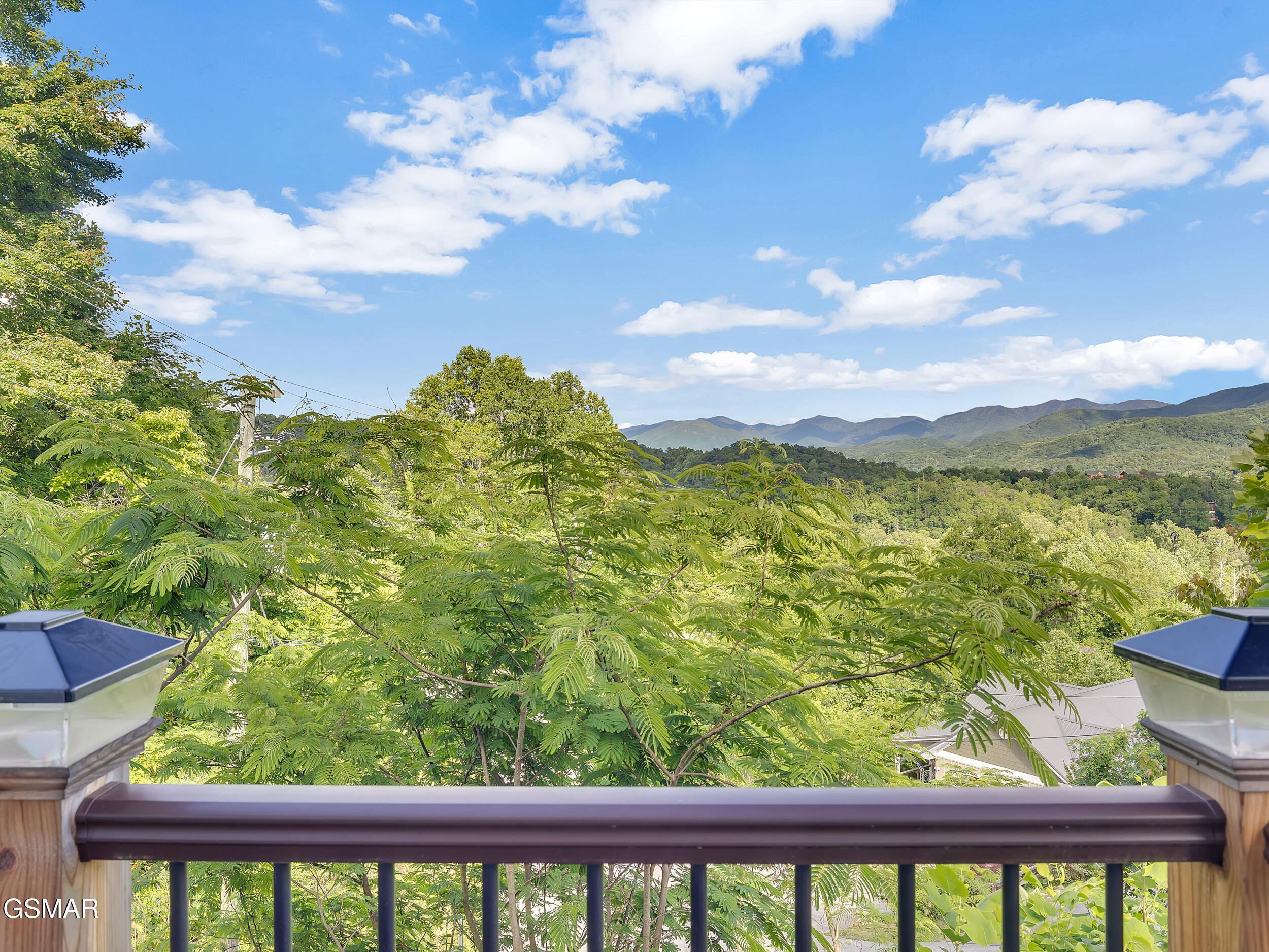 Gatlinburg, Tennessee, 37738, United States, 3 Bedrooms Bedrooms, ,4 BathroomsBathrooms,Residential,For Sale,1979839