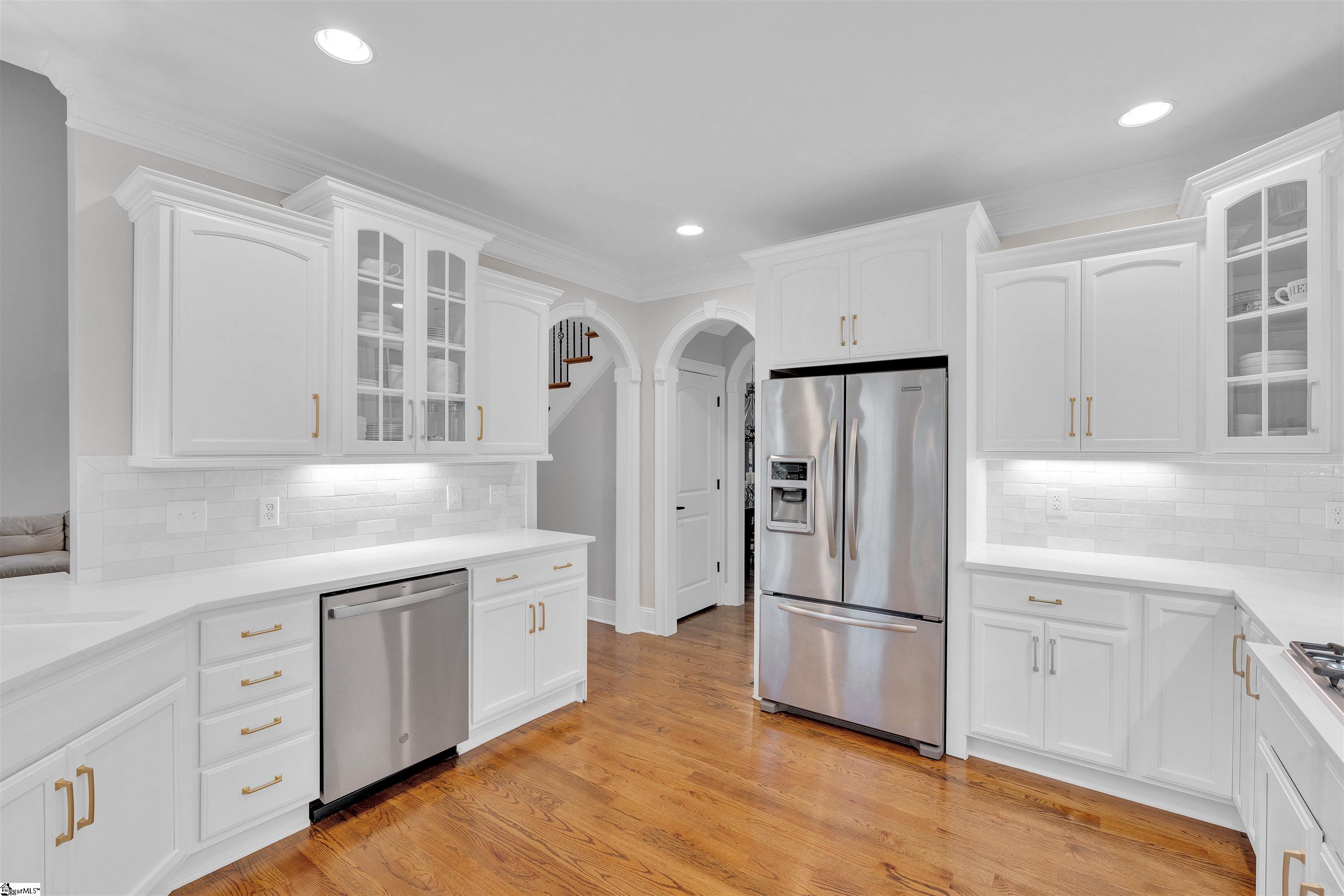 Spartanburg, South Carolina, 29301, United States, 5 Bedrooms Bedrooms, ,4 BathroomsBathrooms,Residential,For Sale,1913407