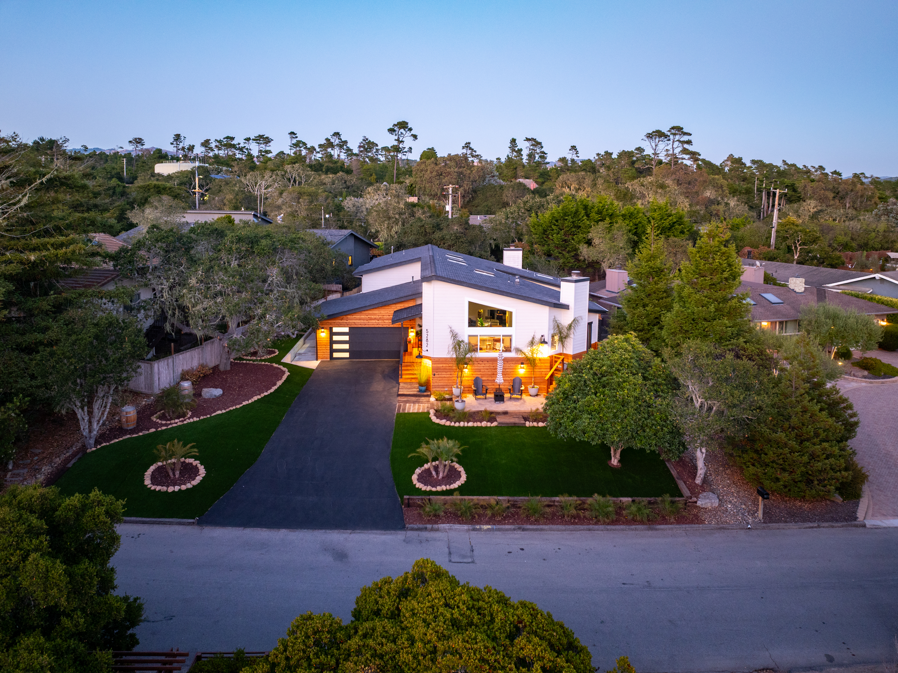  5282 Hillcrest Drive - 物件實景