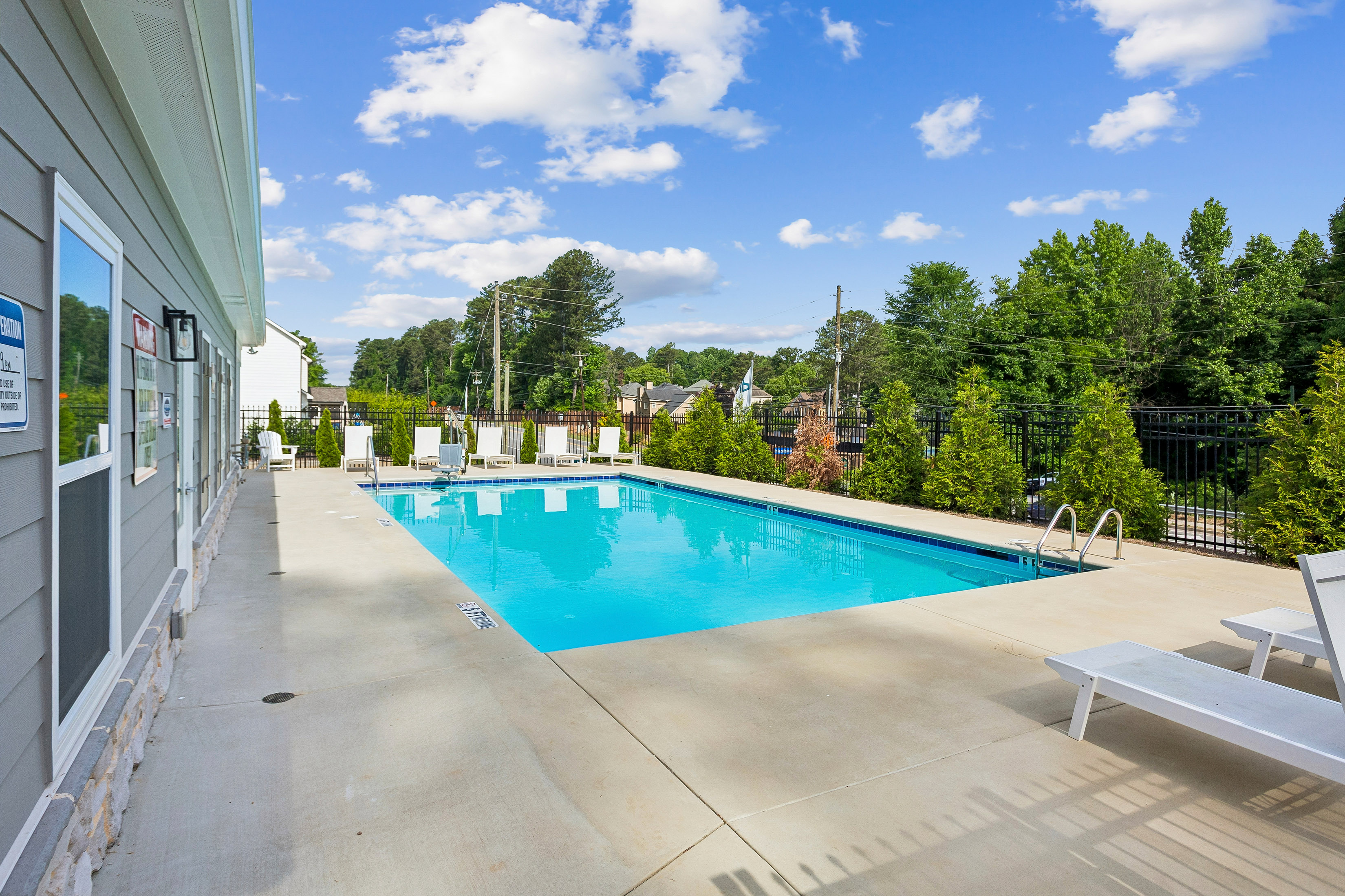  Stunning Home on Desirable Corner Lot in Beautiful New Gated Community - 物件實景