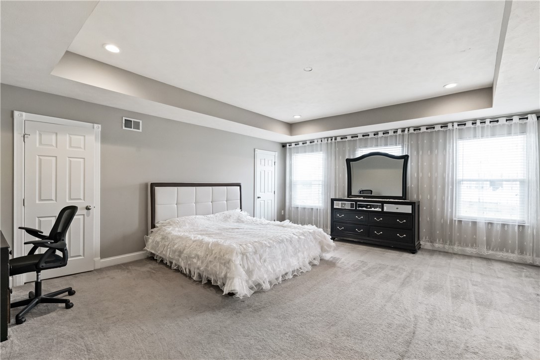 Collier Twp, Pennsylvania, 15106, United States, 5 Bedrooms Bedrooms, ,6 BathroomsBathrooms,Residential,For Sale,2002908