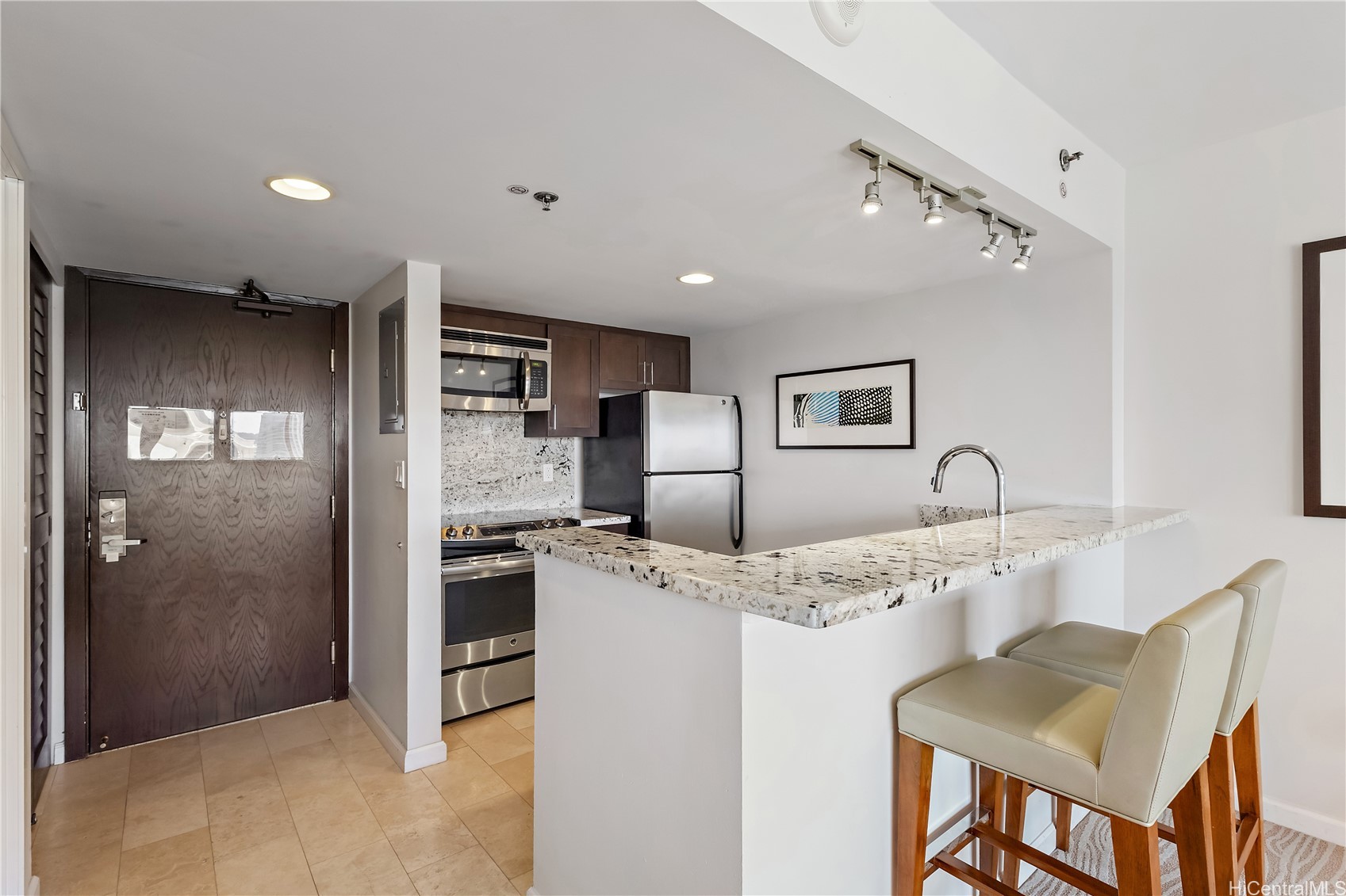 Honolulu, Hawaii, 96815, United States, 1 Bedroom Bedrooms, ,1 BathroomBathrooms,Residential,For Sale,1910953
