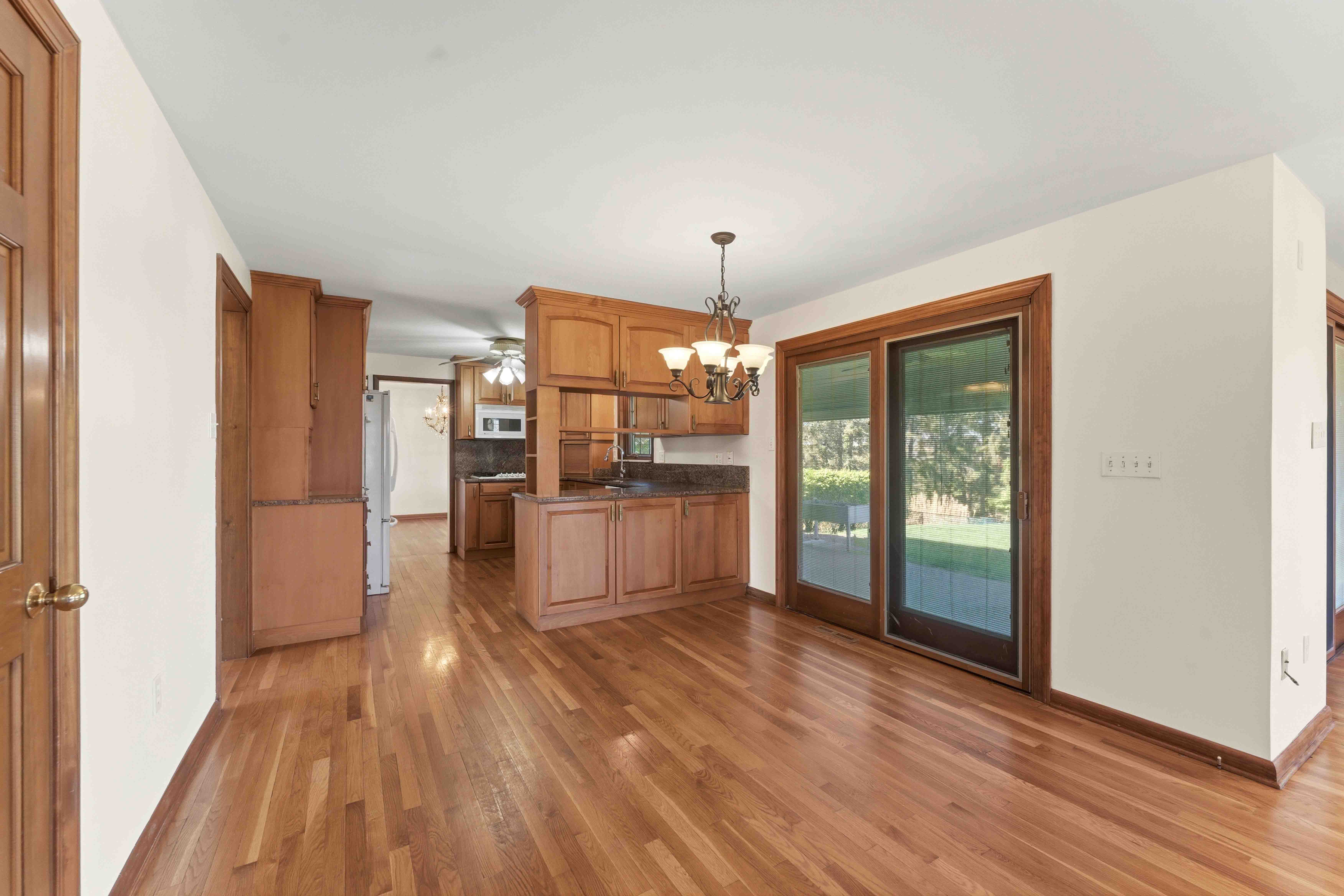  122 Tynewood Drive, Turtle Creek, PA 15145 - 物件實景