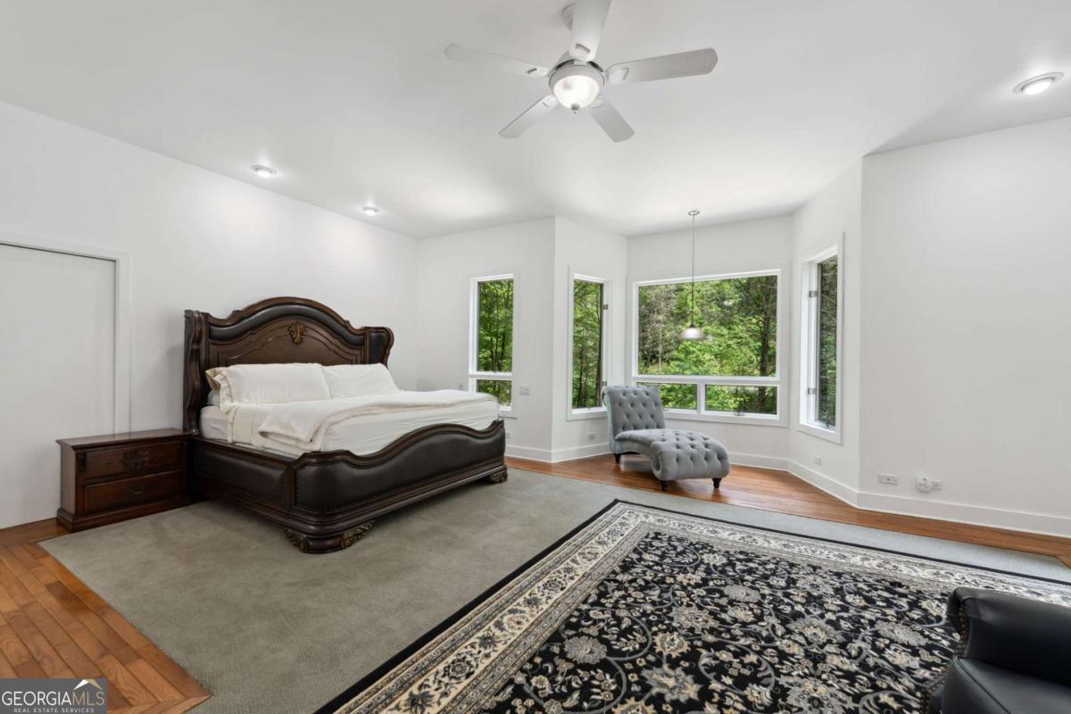 Ellijay, Georgia, 30540, United States, 5 Bedrooms Bedrooms, ,5 BathroomsBathrooms,Residential,For Sale,1868154