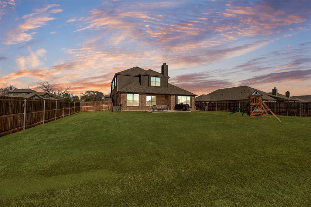 Pilot Point, Texas, 76258, United States, 5 Bedrooms Bedrooms, ,3 BathroomsBathrooms,Residential,For Sale,2019637
