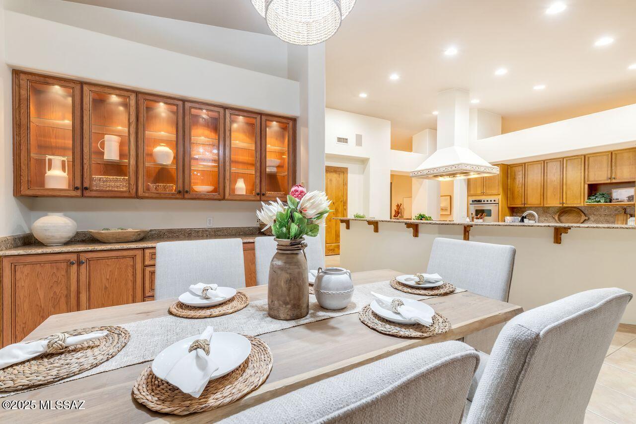 Tucson, Arizona, 85718, United States, 3 Bedrooms Bedrooms, ,4 BathroomsBathrooms,Residential,For Sale,1987862