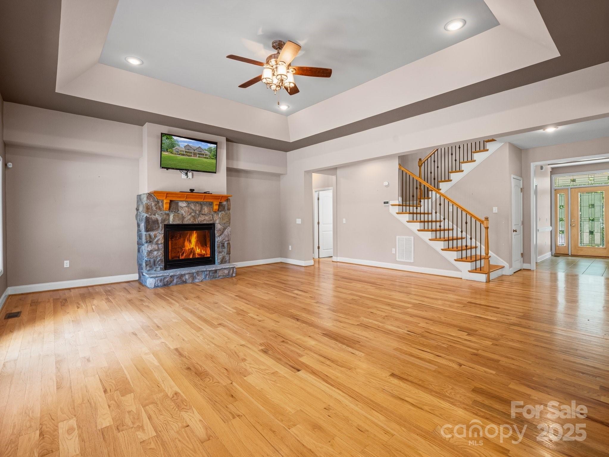 Lincolnton, North Carolina, 28092, United States, 4 Bedrooms Bedrooms, ,4 BathroomsBathrooms,Residential,For Sale,1864704