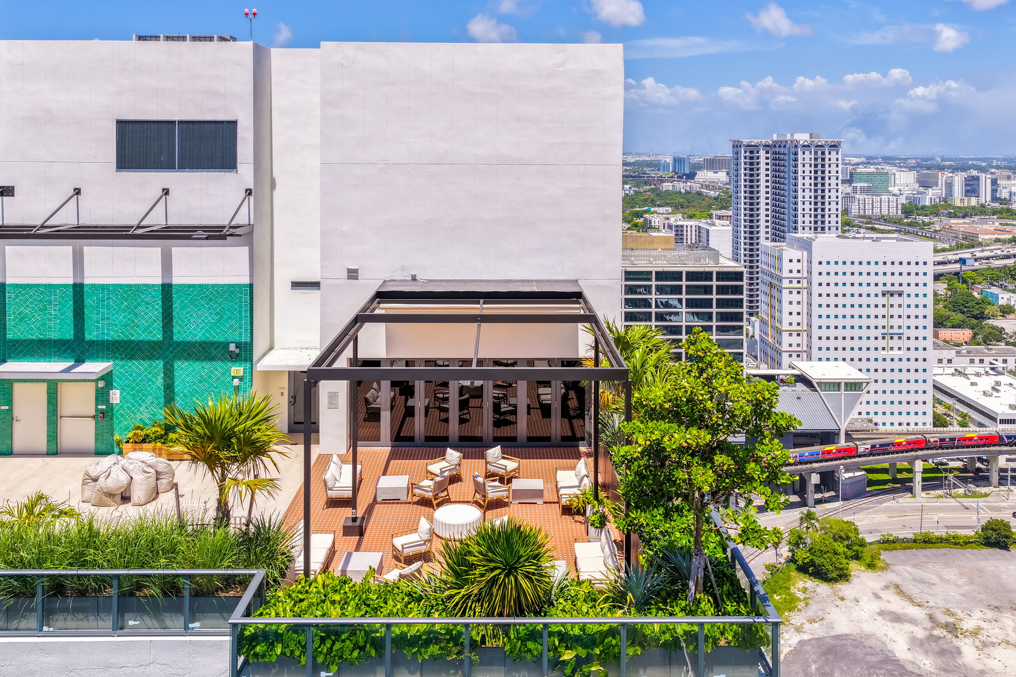  11 NE 6th Street, Miami, FL, 33132 - 物件實景
