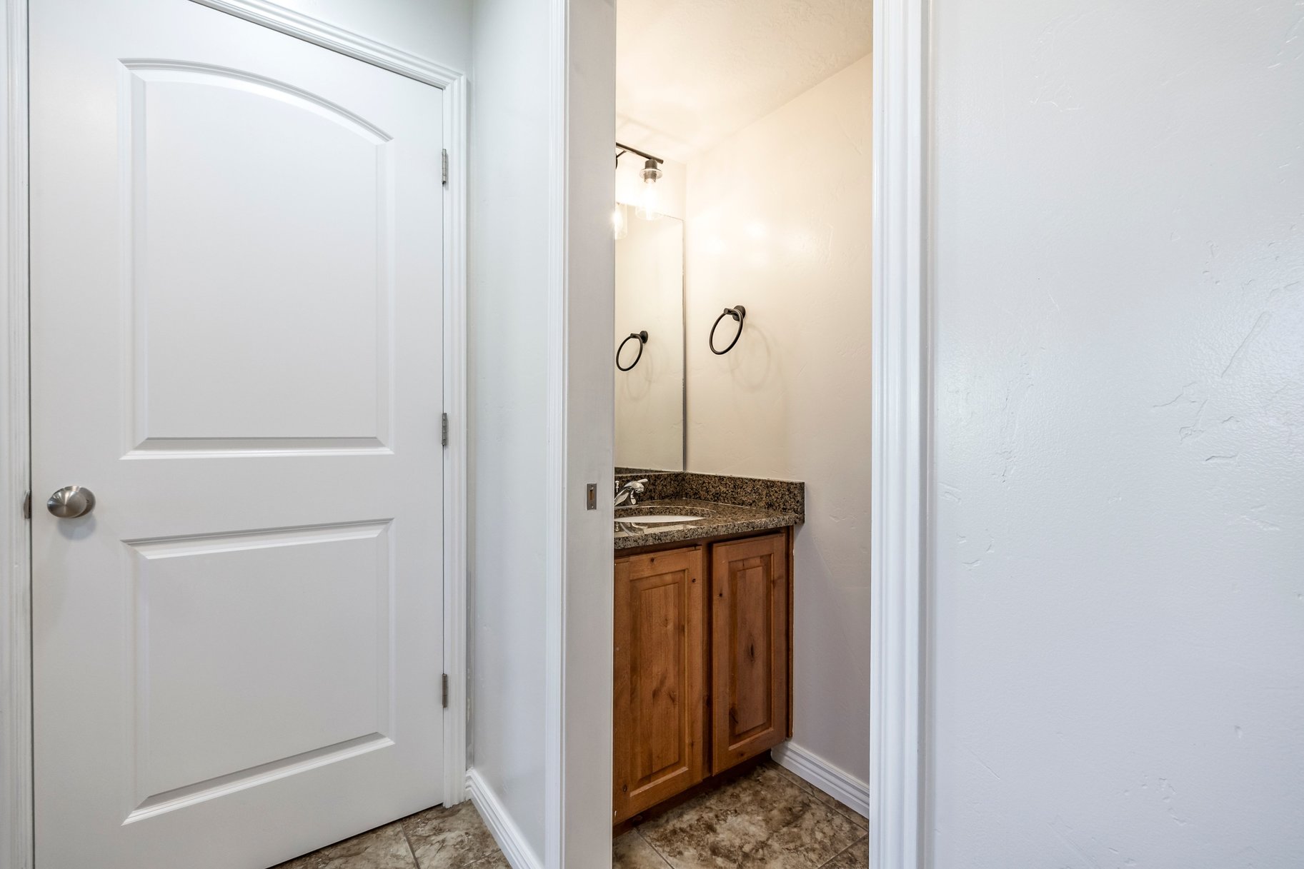  Townhome with Fully Finished Basement - 物件實景