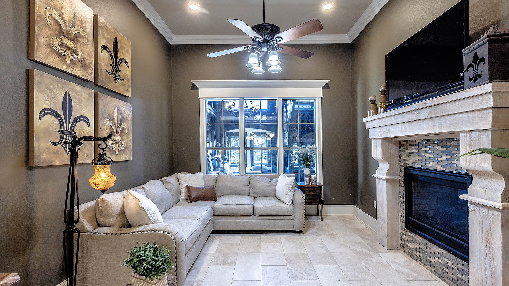 Houma, Louisiana, 70360, United States, 4 Bedrooms Bedrooms, ,5 BathroomsBathrooms,Residential,For Sale,1992086