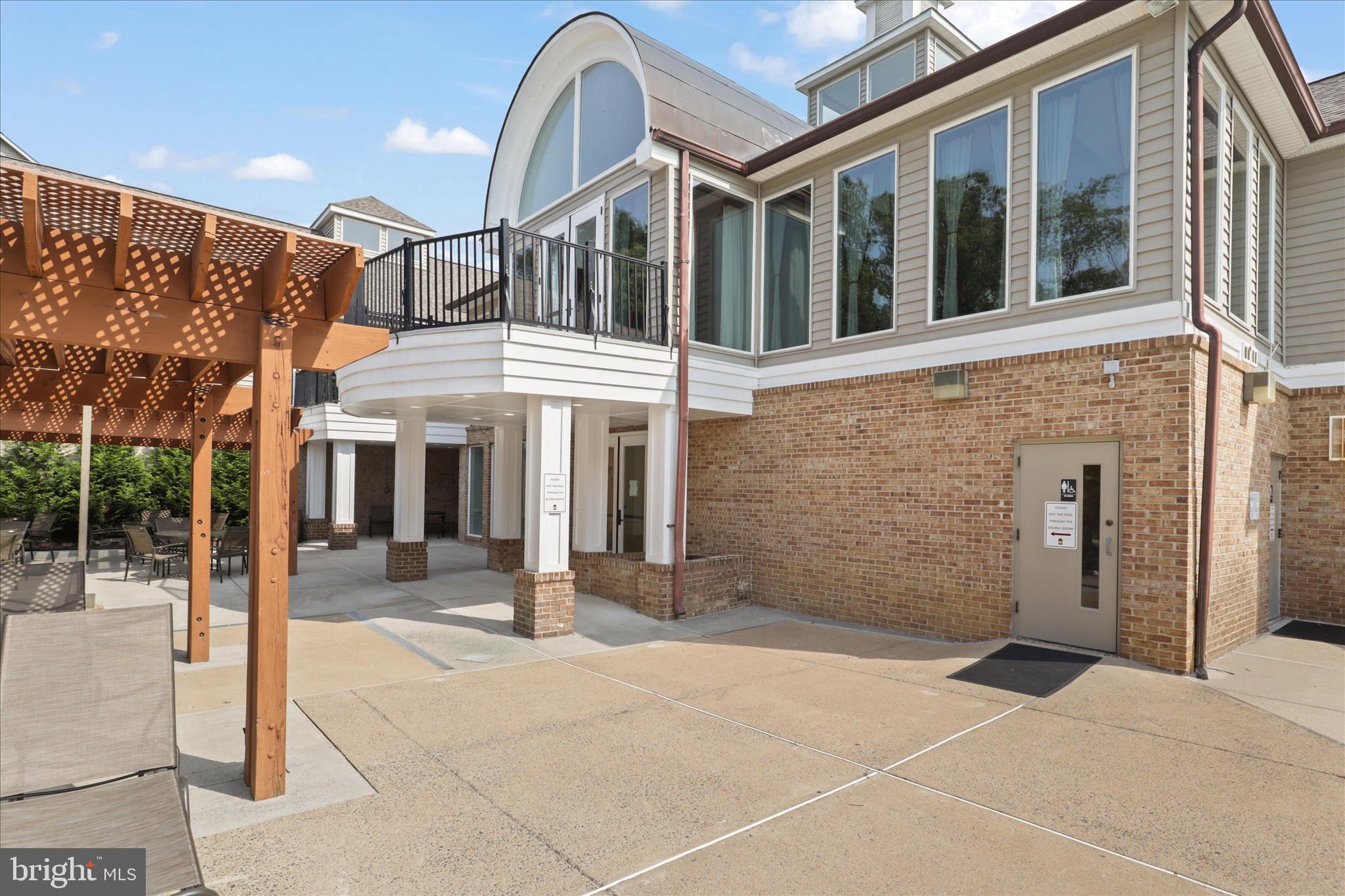 Alexandria, Virginia, 22315, United States, 4 Bedrooms Bedrooms, ,4 BathroomsBathrooms,Residential,For Sale,2048951