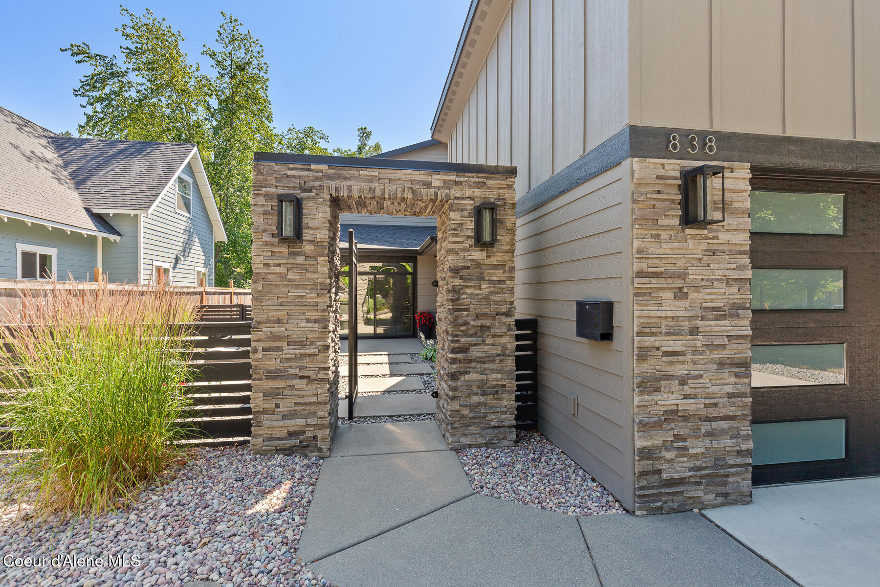 Coeur d'Alene, Idaho, 83814, United States, 4 Bedrooms Bedrooms, ,3 BathroomsBathrooms,Residential,For Sale,2035342
