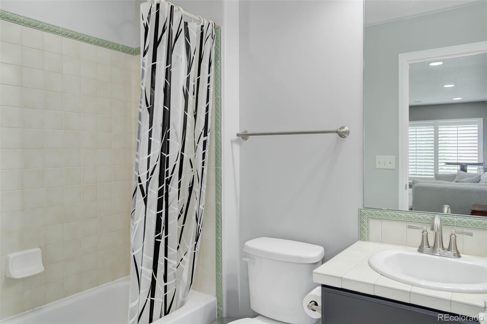 Commerce City, Colorado, 80022, United States, 5 Bedrooms Bedrooms, ,3 BathroomsBathrooms,Residential,For Sale,1837986