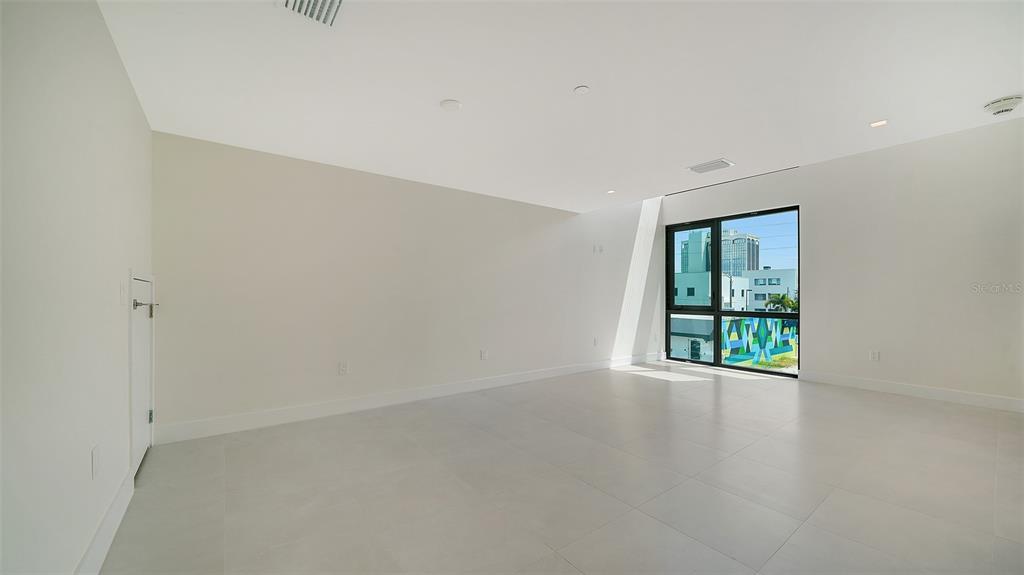 Sarasota, Florida, 34236, United States, 2 Bedrooms Bedrooms, ,2 BathroomsBathrooms,Residential,For Sale,1991932