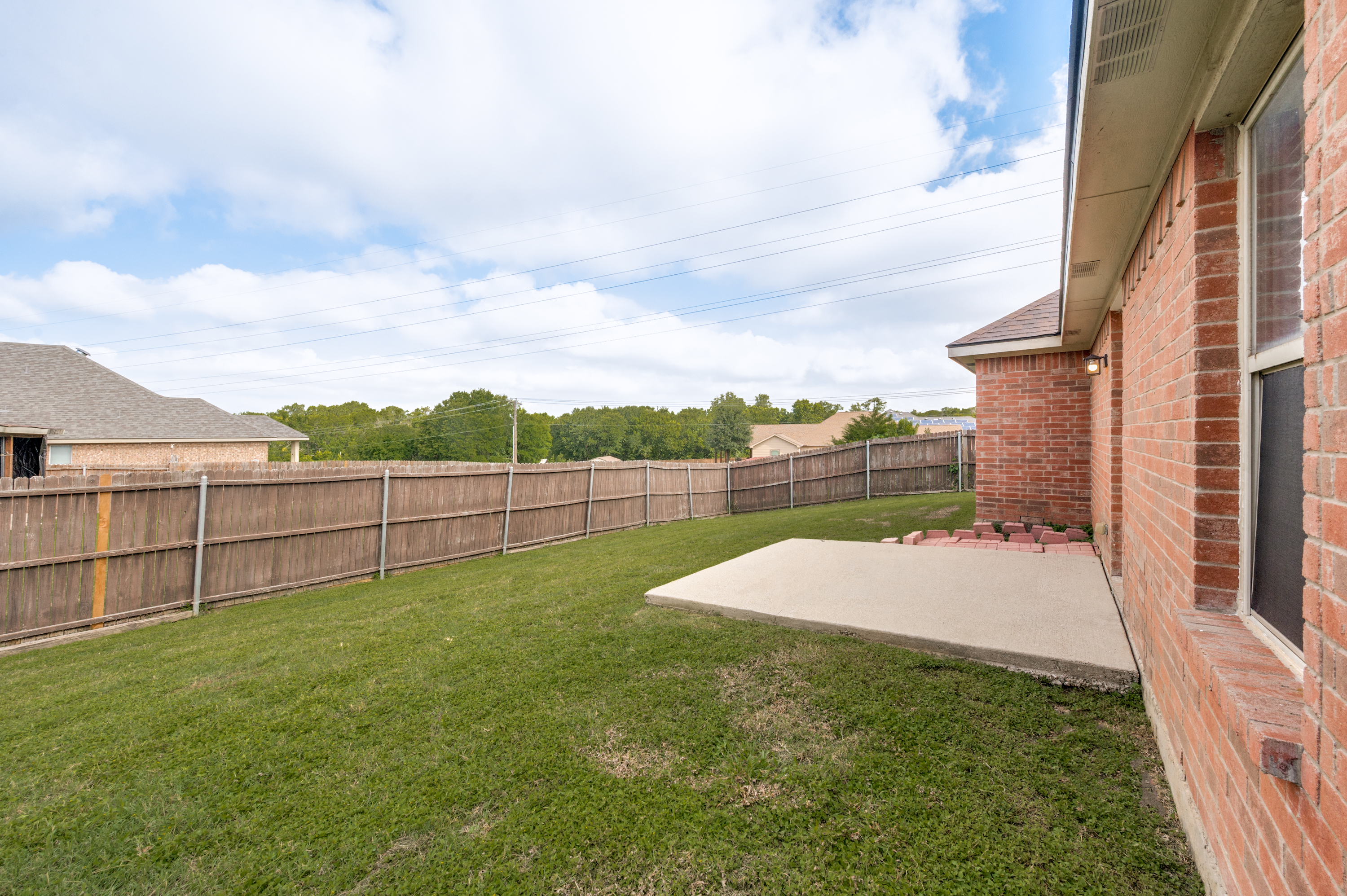  1339 4th Street, Grand Prairie, TX, 75051 - 物件實景
