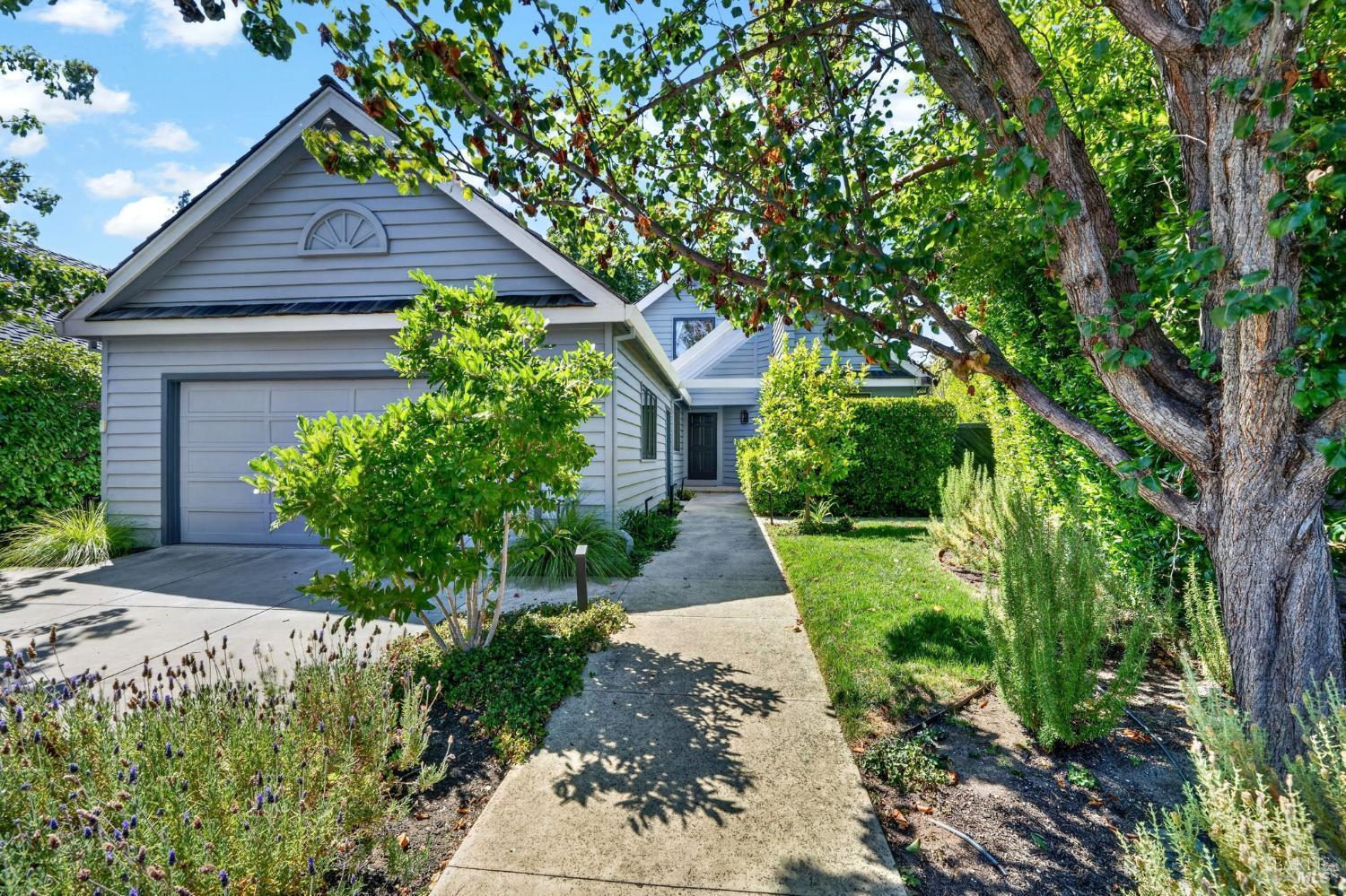 Oak Cir, Yountville, CA 94599