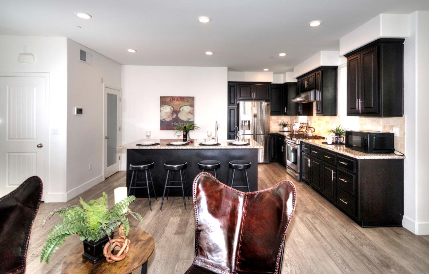 Milpitas, California, 95035, United States, 3 Bedrooms Bedrooms, ,3 BathroomsBathrooms,Residential,For Sale,1926213