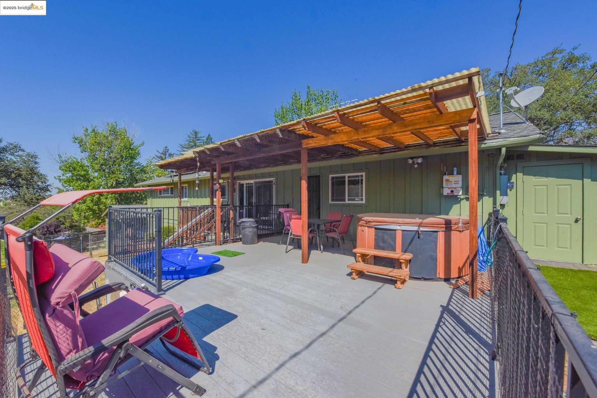 Sonora, California, 95370, United States, 4 Bedrooms Bedrooms, ,2 BathroomsBathrooms,Residential,For Sale,1917180