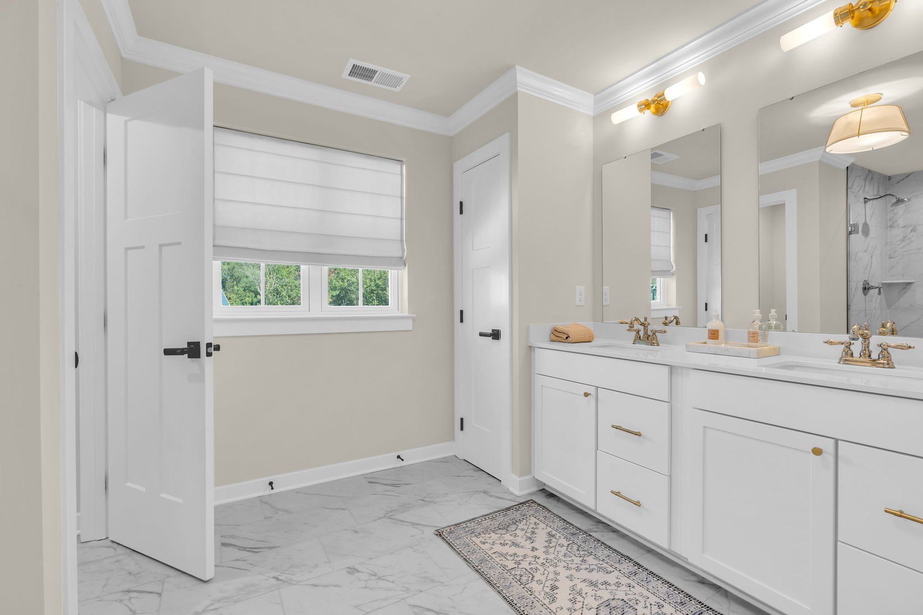  Newer Construction Home with Sophisticated Designer Upgrades - 物件實景