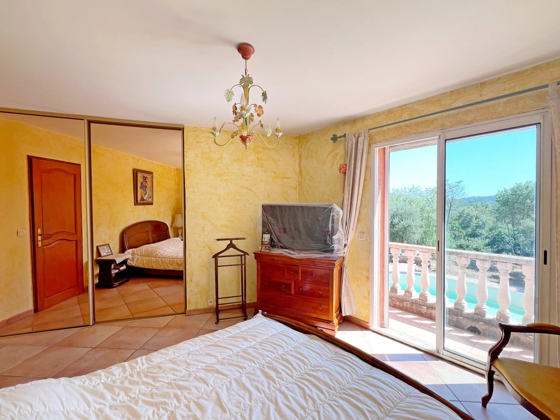 Saint-Raphaël, Provence-Alpes-Côte d?Azur, 83700, FR, 4 Bedrooms Bedrooms, ,5 BathroomsBathrooms,Residential,For Sale,1588723