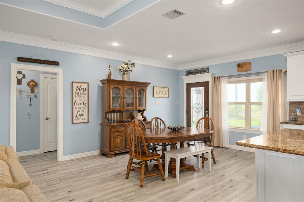 Sealy, Texas, 77474, United States, 3 Bedrooms Bedrooms, ,2 BathroomsBathrooms,Residential,For Sale,1846836