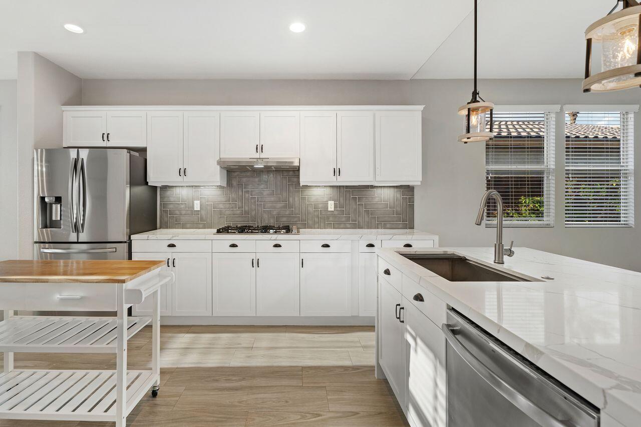 Indio, California, 92201, United States, 3 Bedrooms Bedrooms, ,2 BathroomsBathrooms,Residential,For Sale,1924635