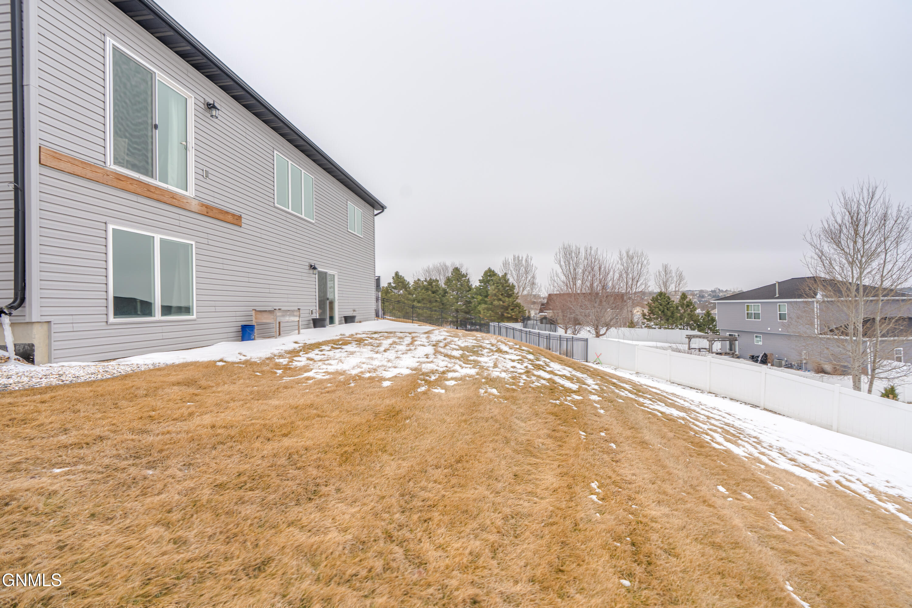 Bismarck, North Dakota, 58503, United States, 4 Bedrooms Bedrooms, ,3 BathroomsBathrooms,Residential,For Sale,2035327
