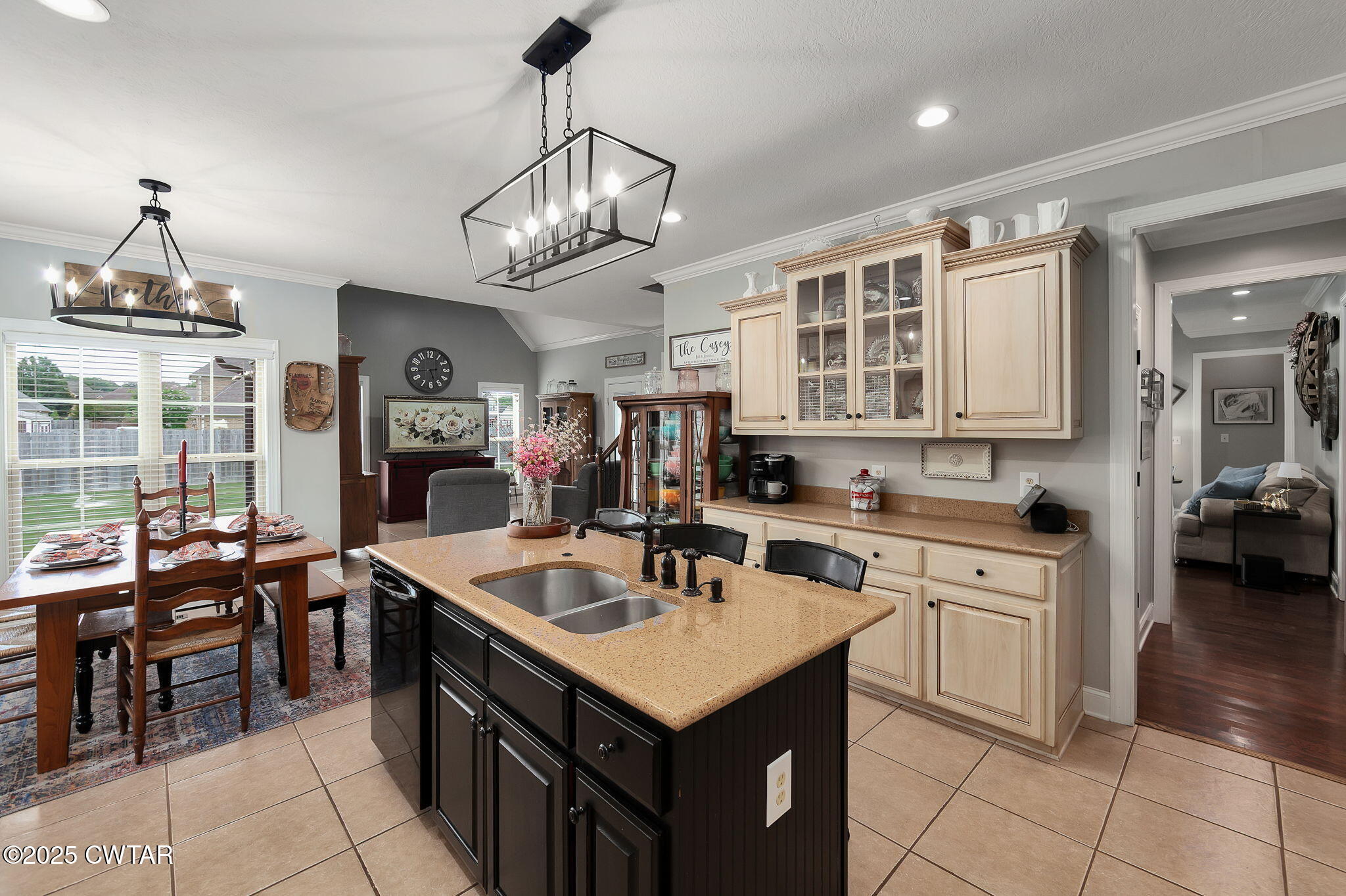 Jackson, Tennessee, 38305, United States, 5 Bedrooms Bedrooms, ,4 BathroomsBathrooms,Residential,For Sale,1912007