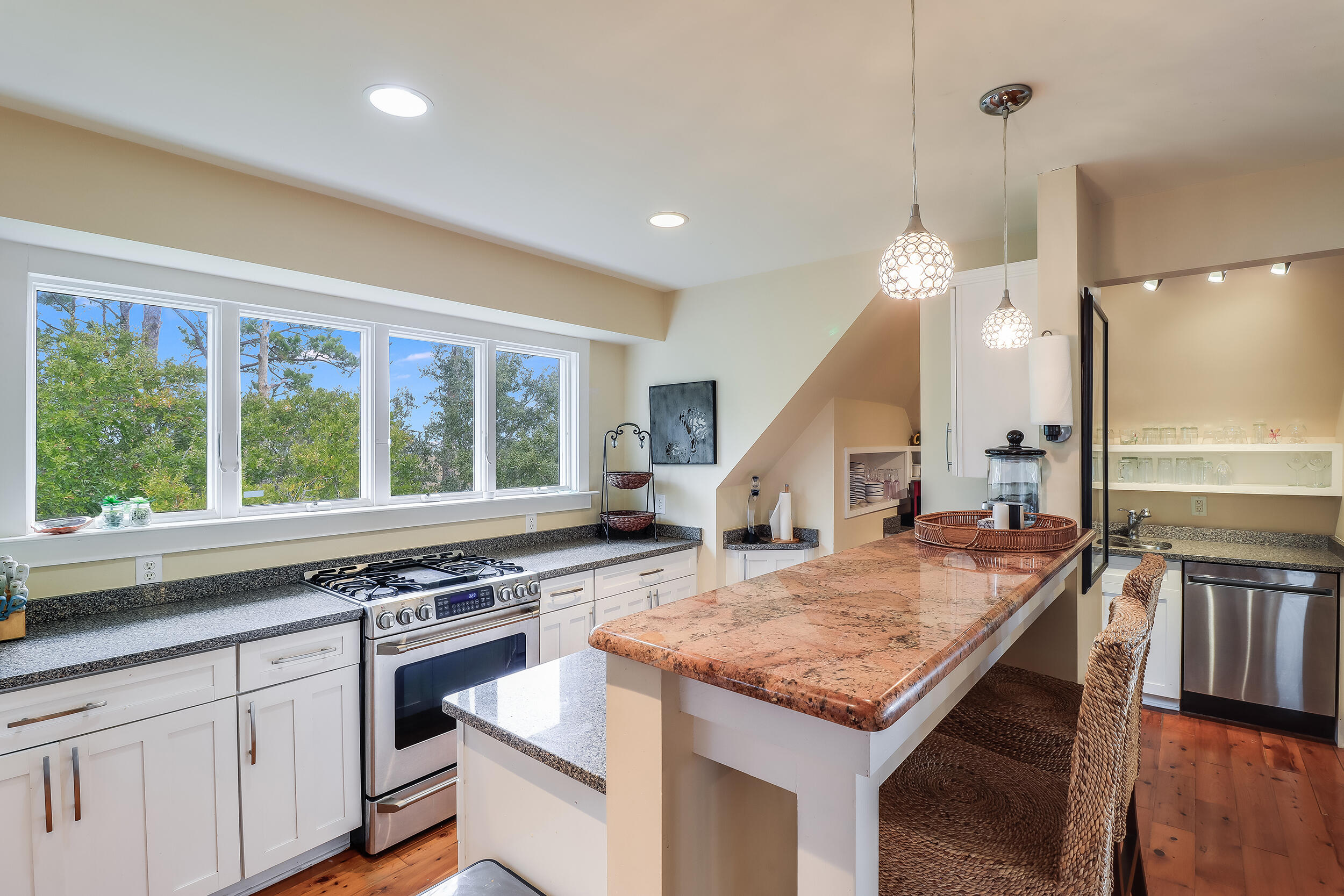 Saint Helena, South Carolina, 29920, United States, 4 Bedrooms Bedrooms, ,5 BathroomsBathrooms,Residential,For Sale,1883425