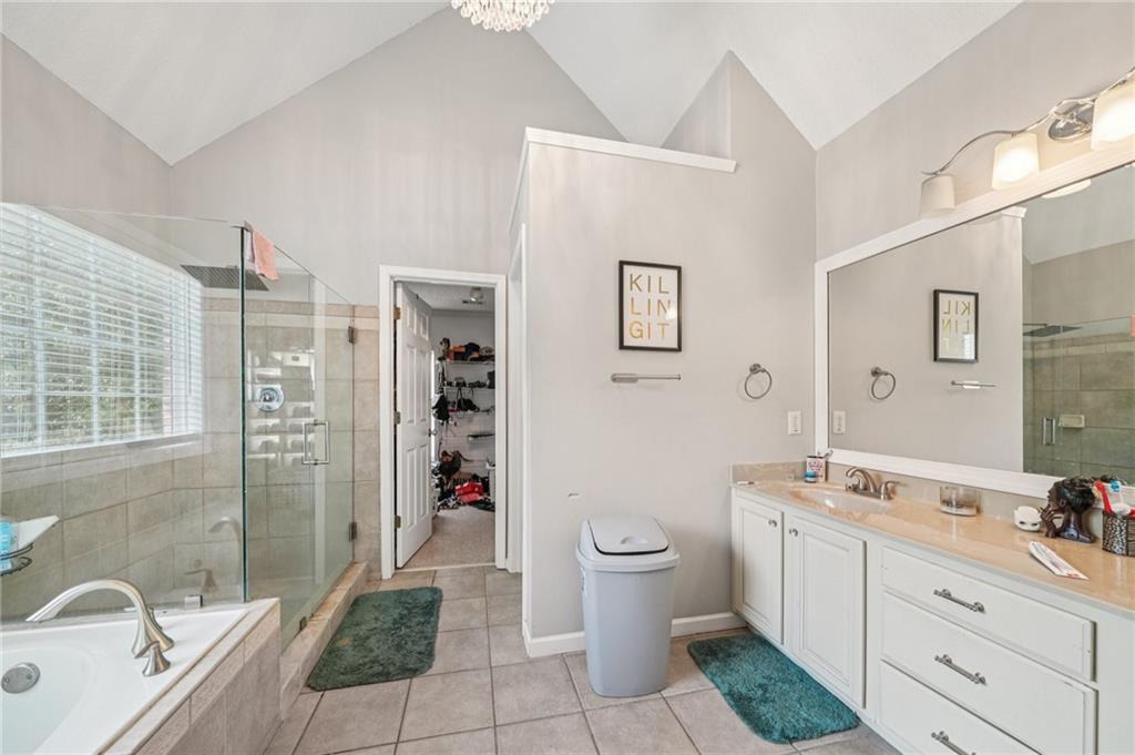 Stockbridge, Georgia, 30281, United States, 5 Bedrooms Bedrooms, ,4 BathroomsBathrooms,Residential,For Sale,1975604