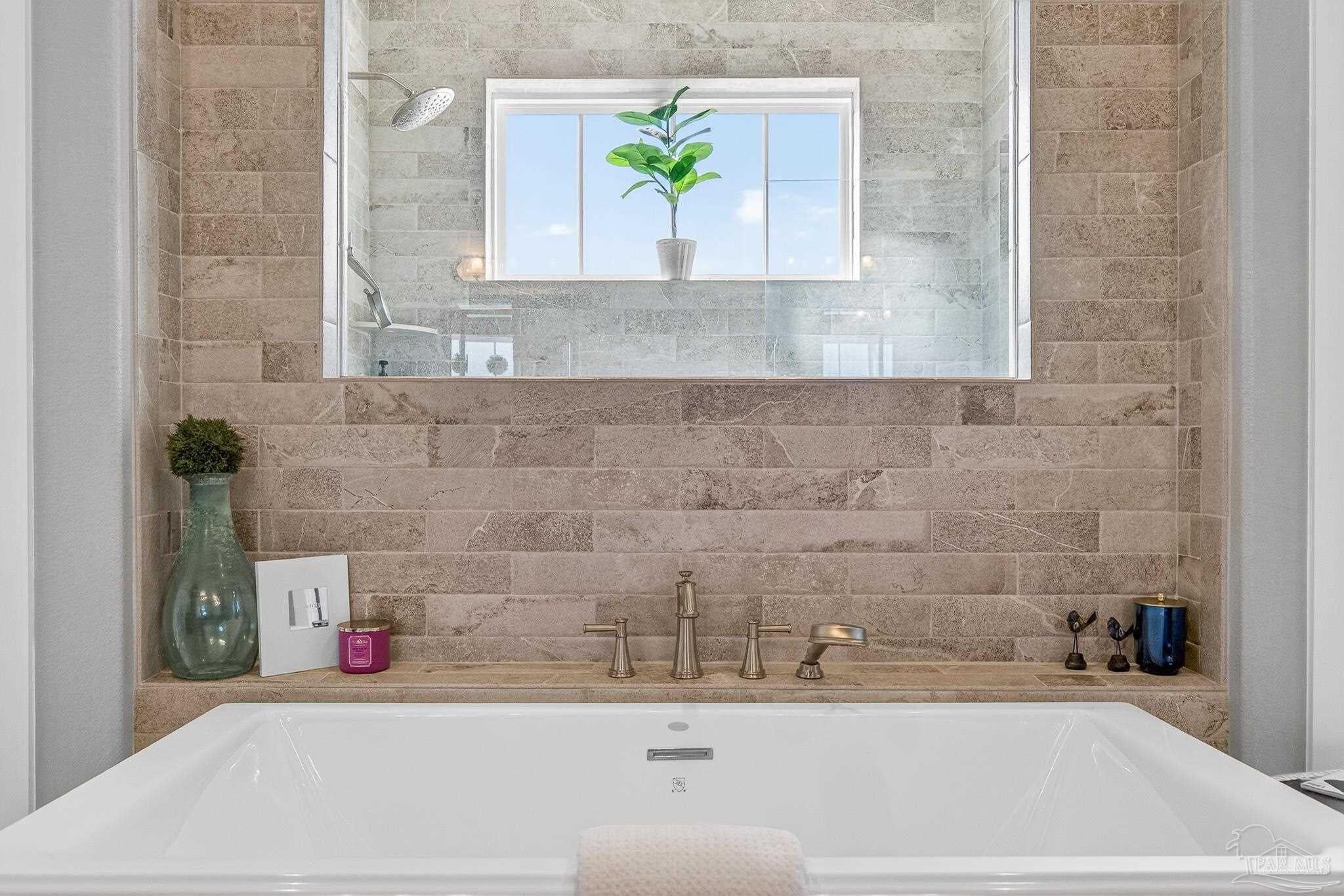 Cantonment, Florida, 32533, United States, 4 Bedrooms Bedrooms, ,4 BathroomsBathrooms,Residential,For Sale,2015044