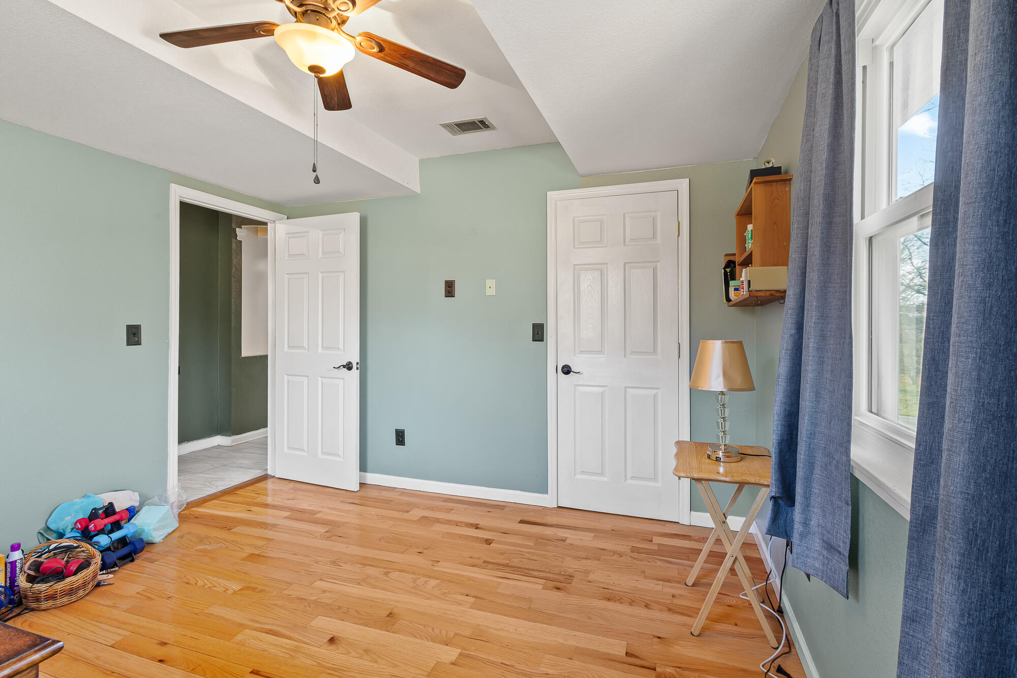 Delano, Tennessee, 37325, United States, 4 Bedrooms Bedrooms, ,4 BathroomsBathrooms,Residential,For Sale,2005353