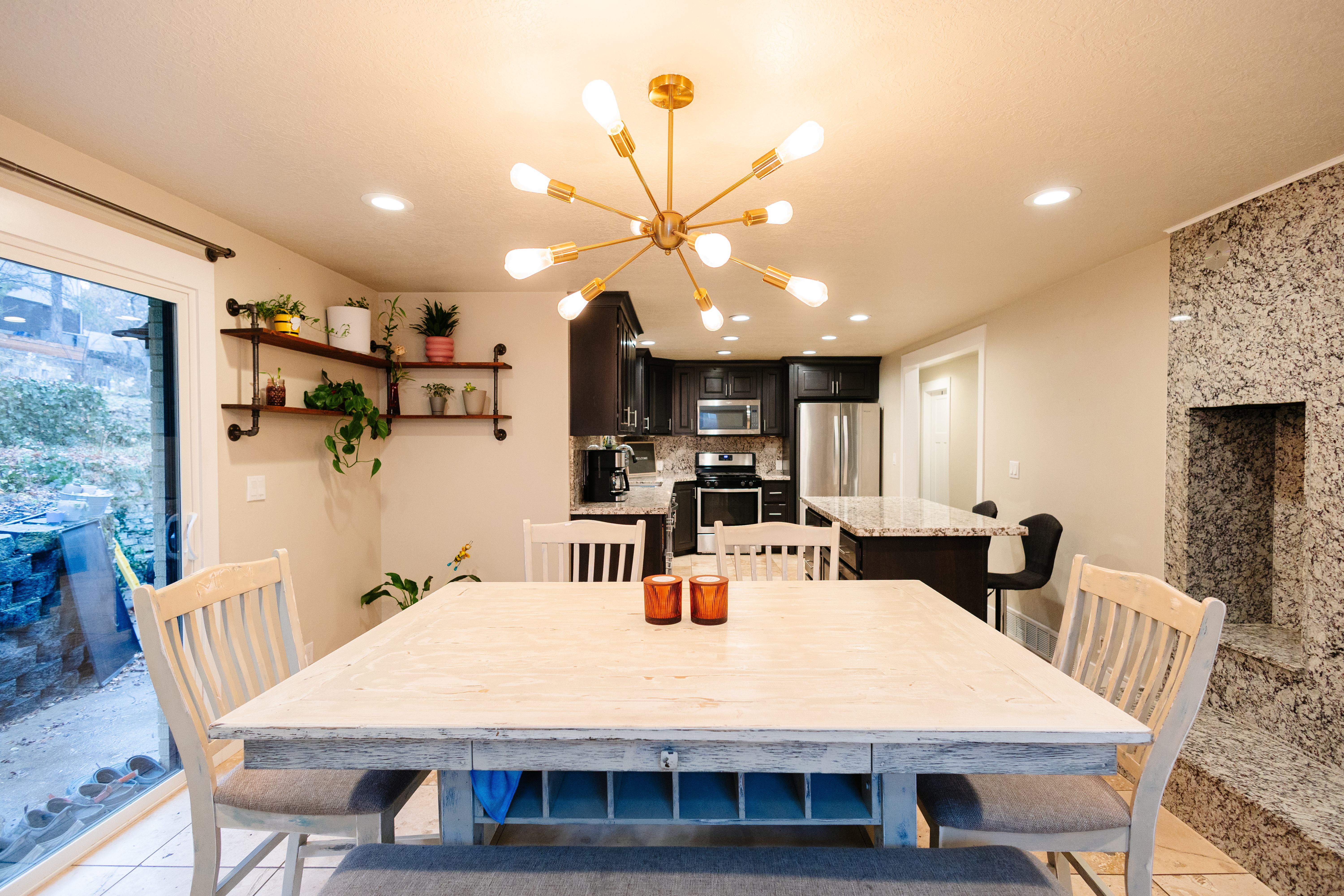 South, Utah, 84403, United States, 4 Bedrooms Bedrooms, ,1 BathroomBathrooms,Residential,For Sale,2007781