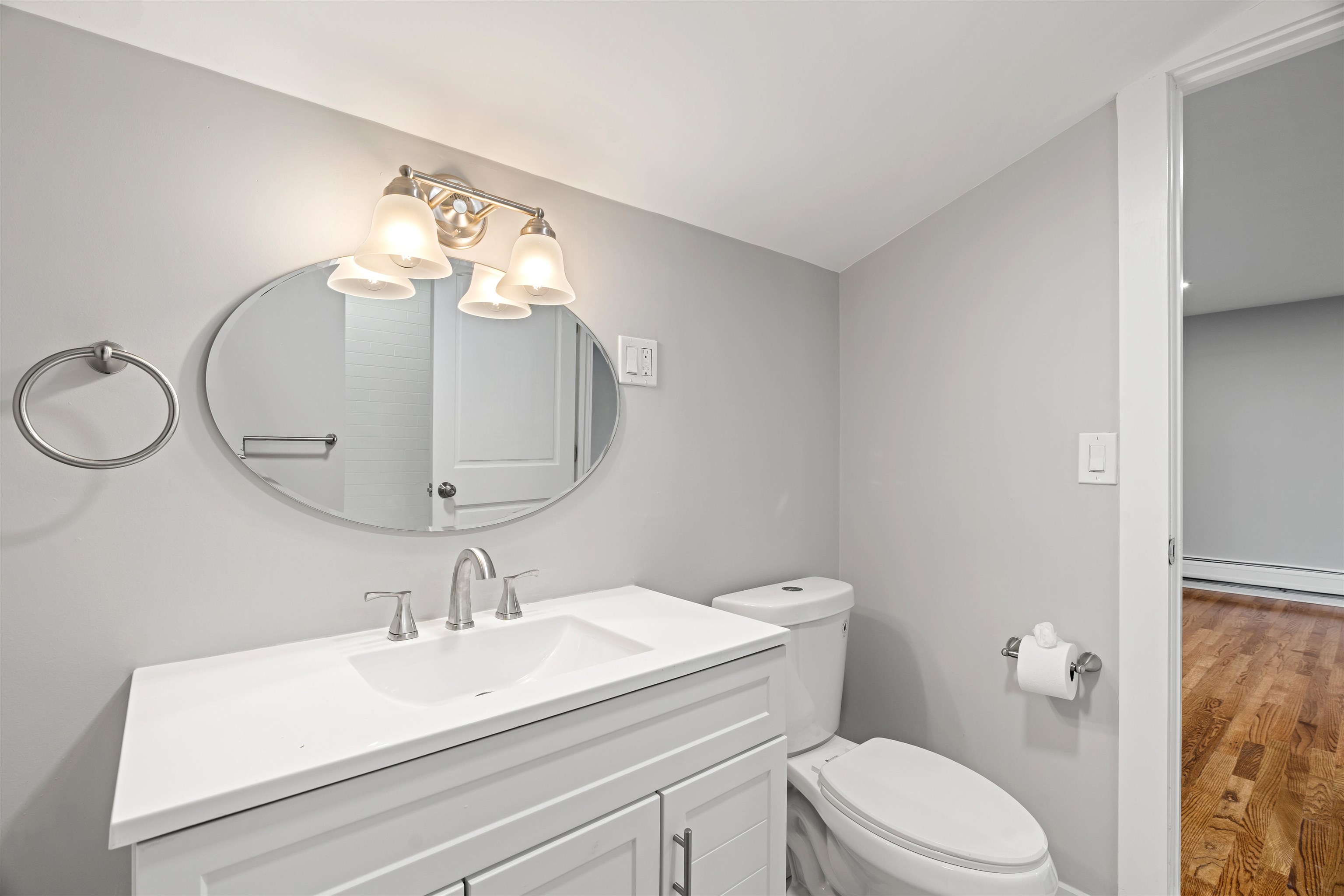 Concord, New Hampshire, 03303, United States, 4 Bedrooms Bedrooms, ,1 BathroomBathrooms,Residential,For Sale,1988375