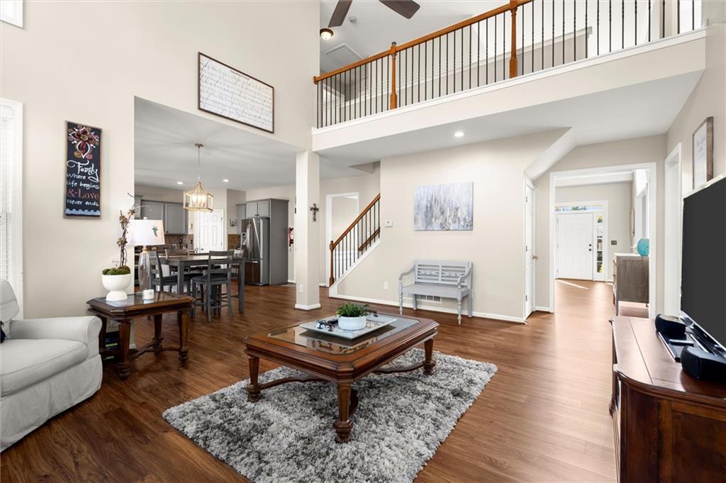 Woodstock, Georgia, 30188, United States, 6 Bedrooms Bedrooms, ,5 BathroomsBathrooms,Residential,For Sale,2009227