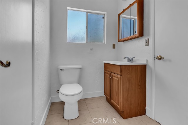 Hawthorne, California, 90250, United States, 3 Bedrooms Bedrooms, ,1 BathroomBathrooms,Residential,For Sale,1792090