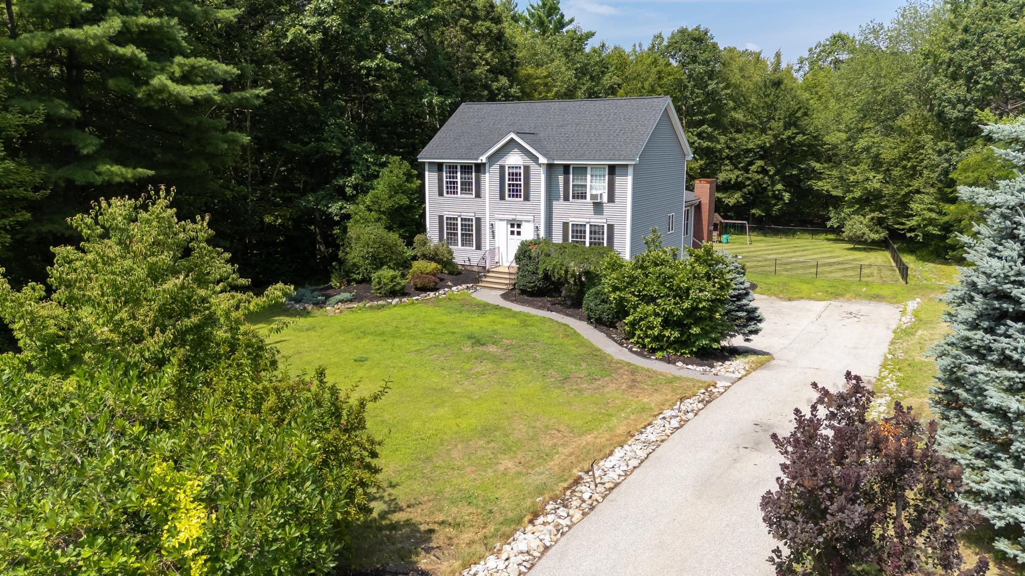 Hooksett, New Hampshire, 03106, United States, 3 Bedrooms Bedrooms, ,2 BathroomsBathrooms,Residential,For Sale,1941864