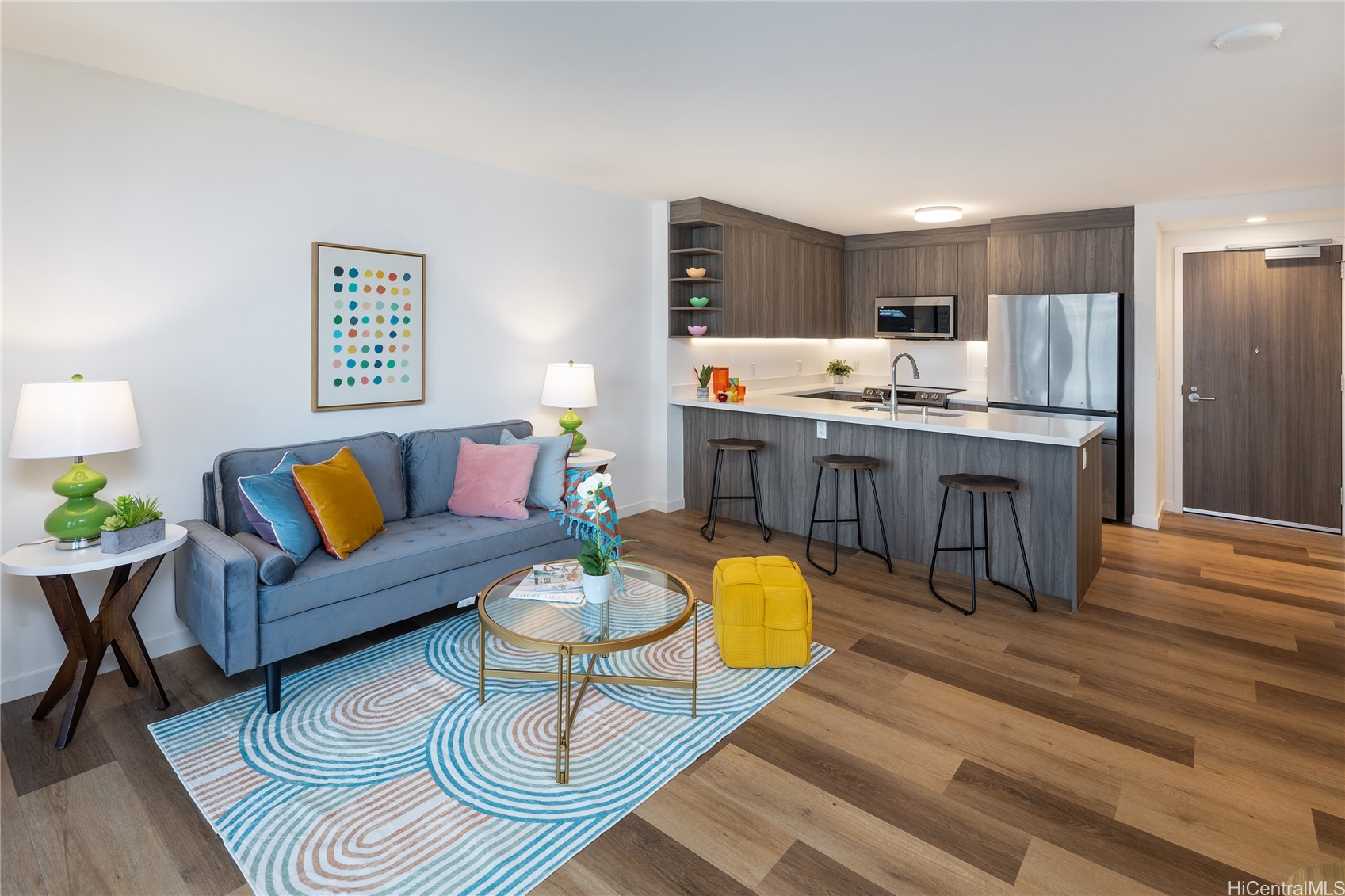 Honolulu, Hawaii, 96814, United States, 2 Bedrooms Bedrooms, ,2 BathroomsBathrooms,Residential,For Sale,1988150