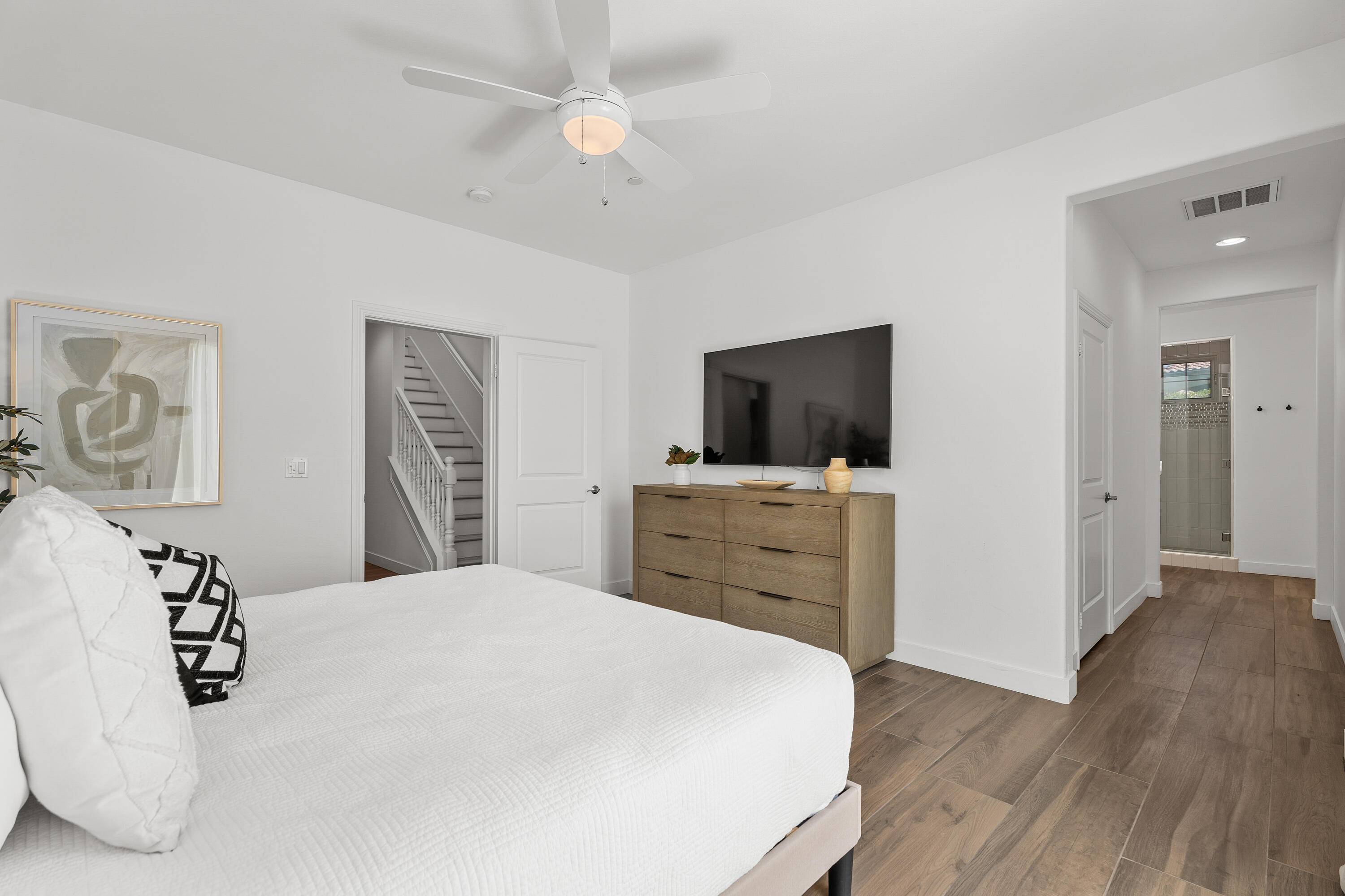 La Quinta, California, 92253, United States, 3 Bedrooms Bedrooms, ,3 BathroomsBathrooms,Residential,For Sale,1940982