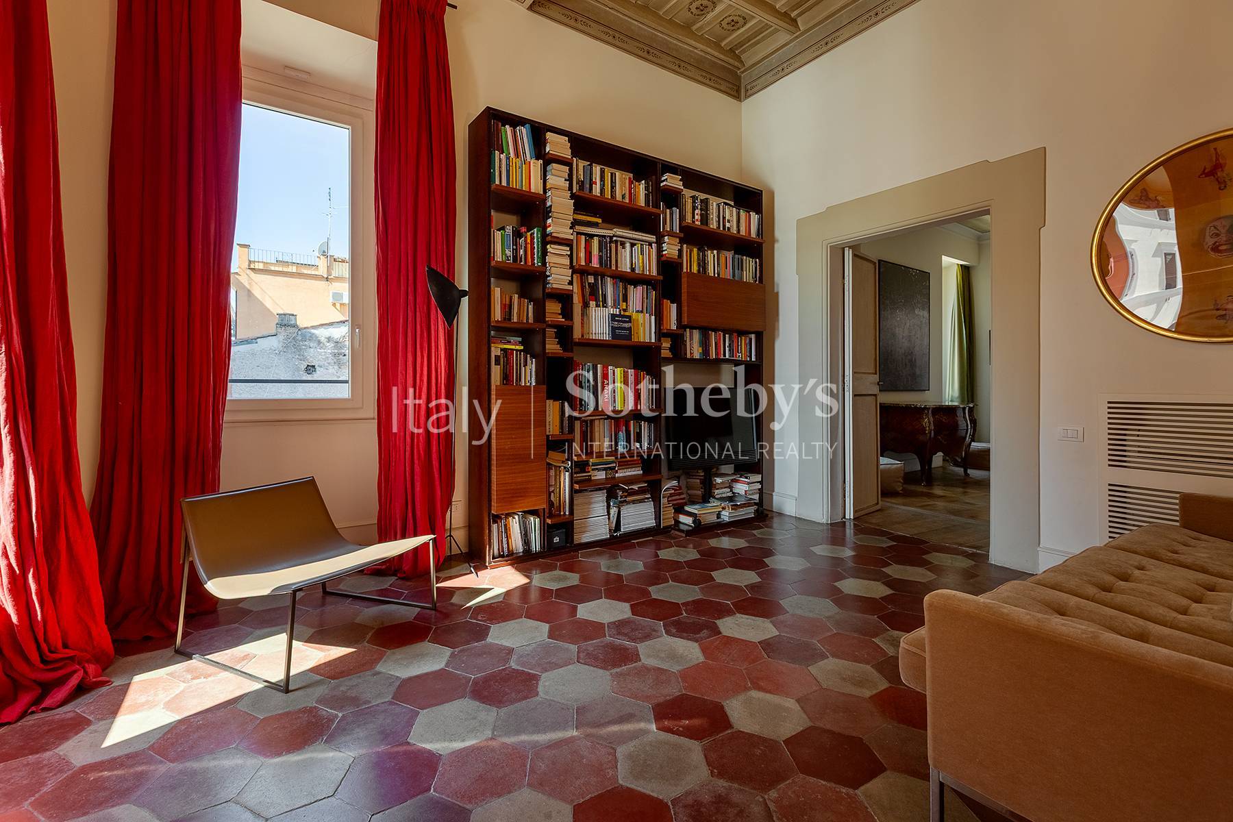  Prestigious Apartment with Terrace in Campo de’ Fiori - 物件實景
