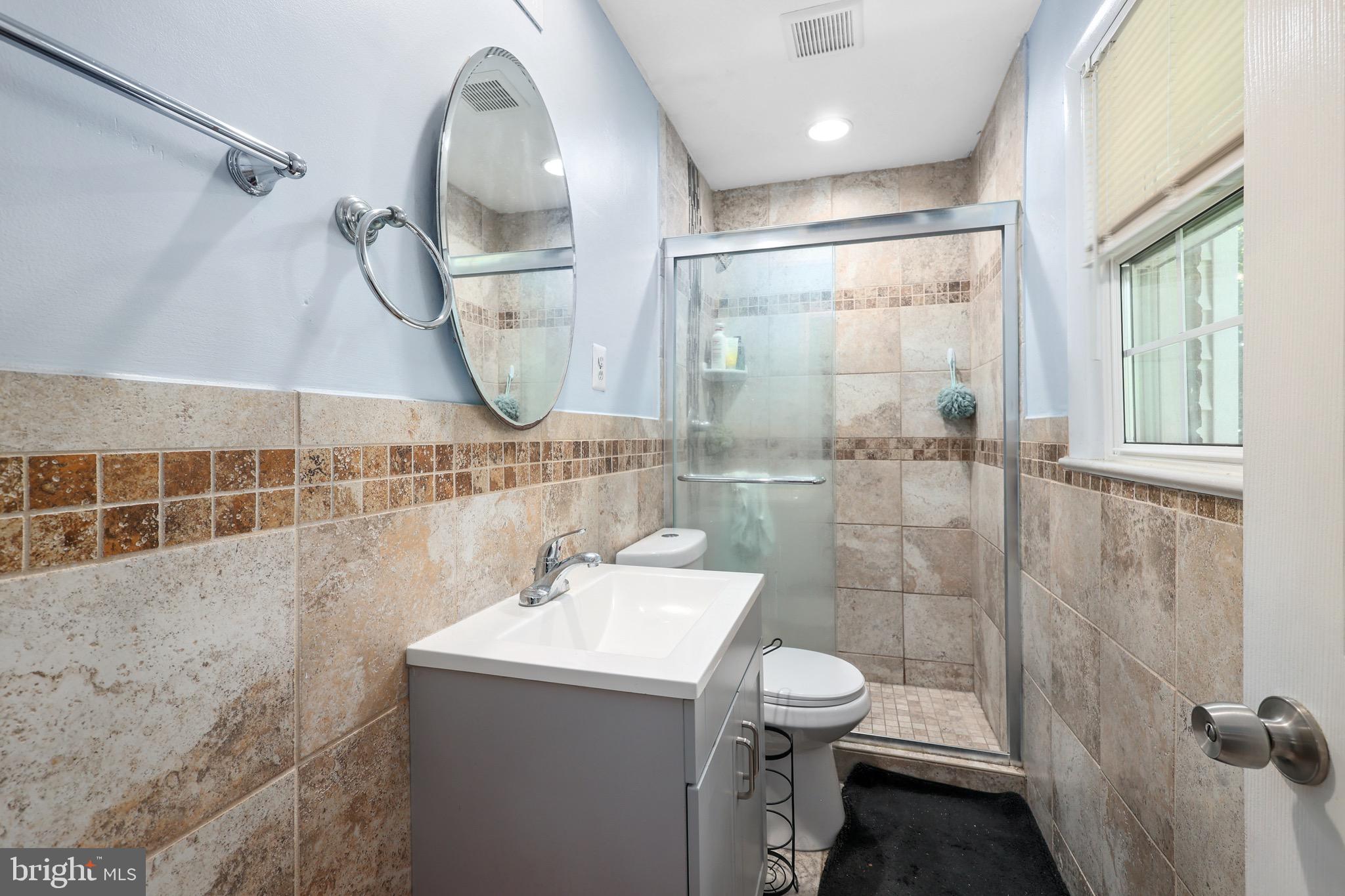 Annandale, Virginia, 22003, United States, 5 Bedrooms Bedrooms, ,3 BathroomsBathrooms,Residential,For Sale,1937773