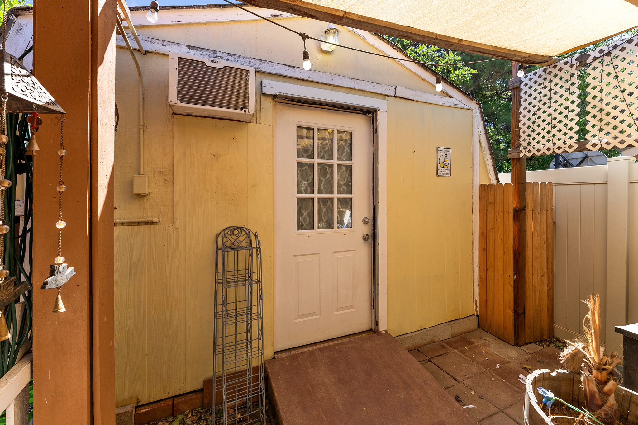 Banning, California, 92220, United States, 4 Bedrooms Bedrooms, ,2 BathroomsBathrooms,Residential,For Sale,1983509