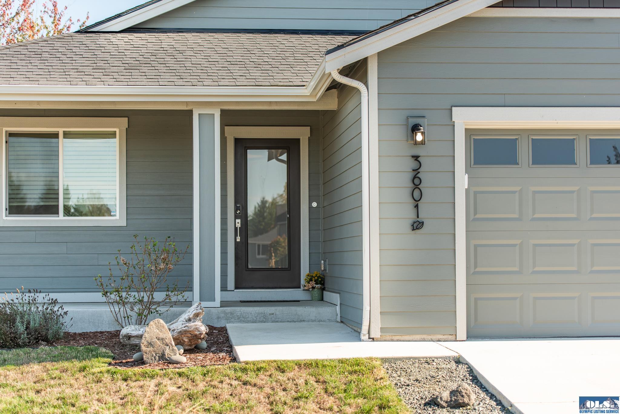 Port Angeles, Washington, 98362, United States, 3 Bedrooms Bedrooms, ,2 BathroomsBathrooms,Residential,For Sale,1964225