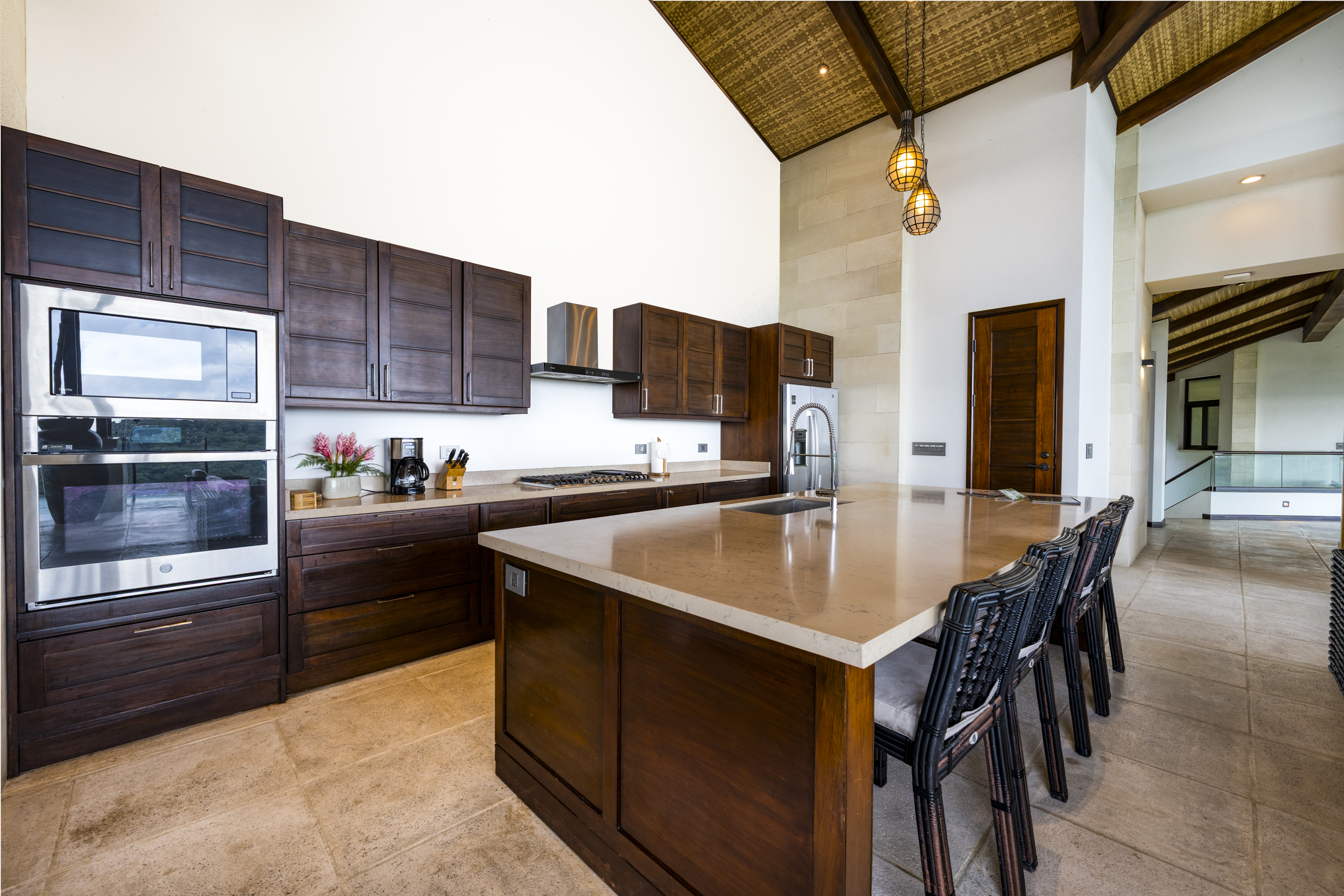 Manuel Antonio, Puntarenas, CR, 4 Bedrooms Bedrooms, ,6 BathroomsBathrooms,Residential,For Sale,1877322