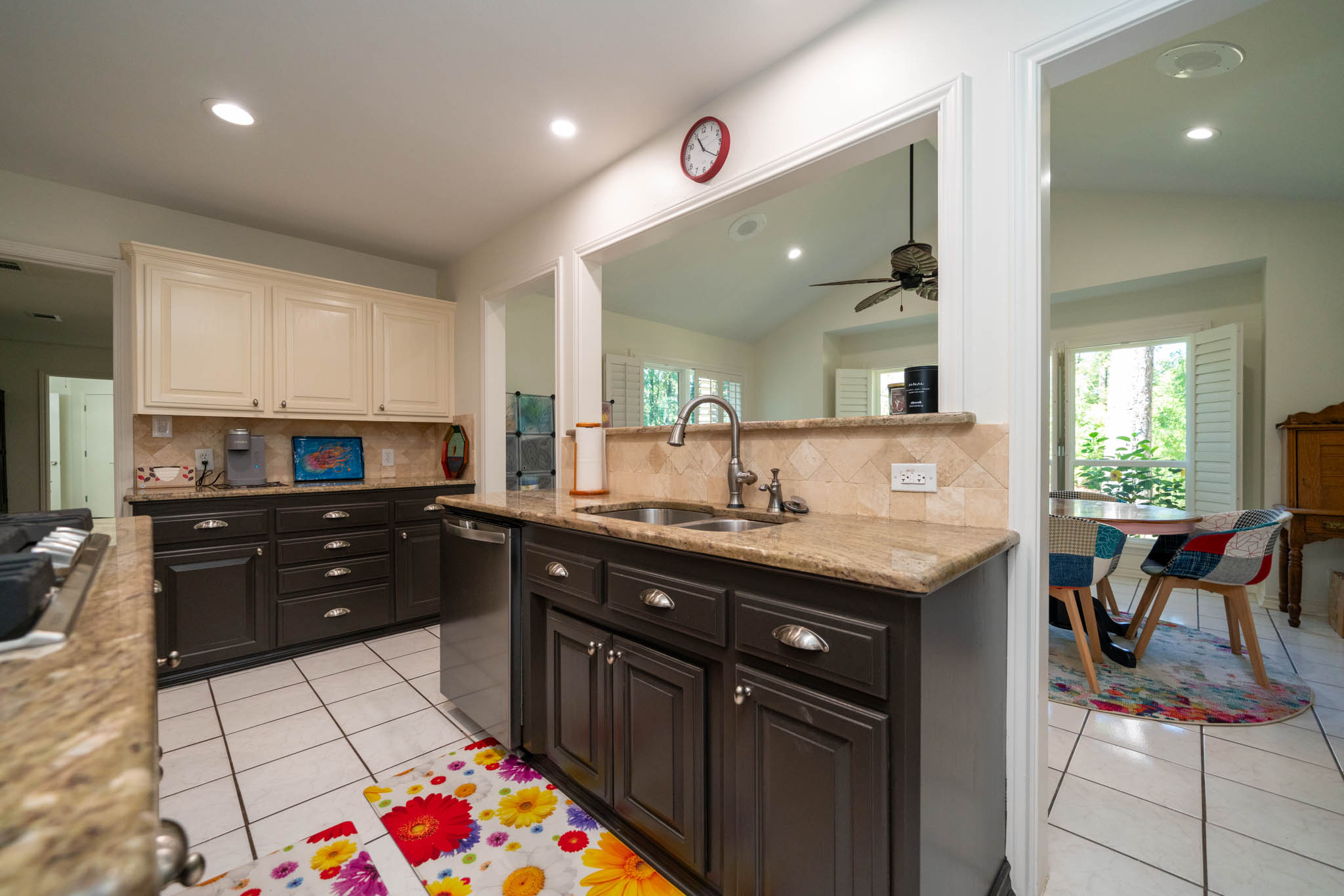 Rusk, Texas, 75785, United States, 4 Bedrooms Bedrooms, ,4 BathroomsBathrooms,Residential,For Sale,1930164