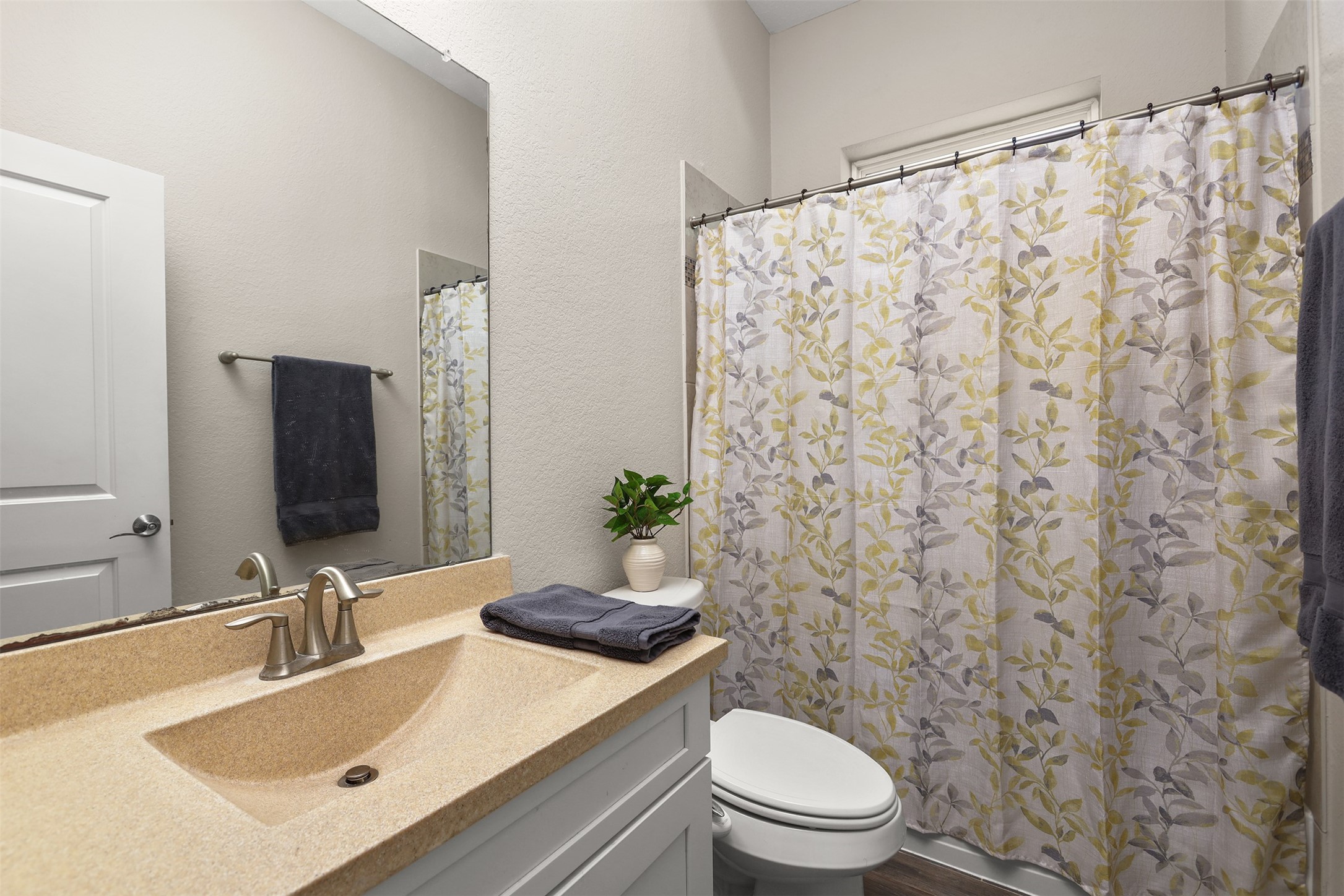 Texas City, Texas, 77590, United States, 3 Bedrooms Bedrooms, ,3 BathroomsBathrooms,Residential,For Sale,1795463