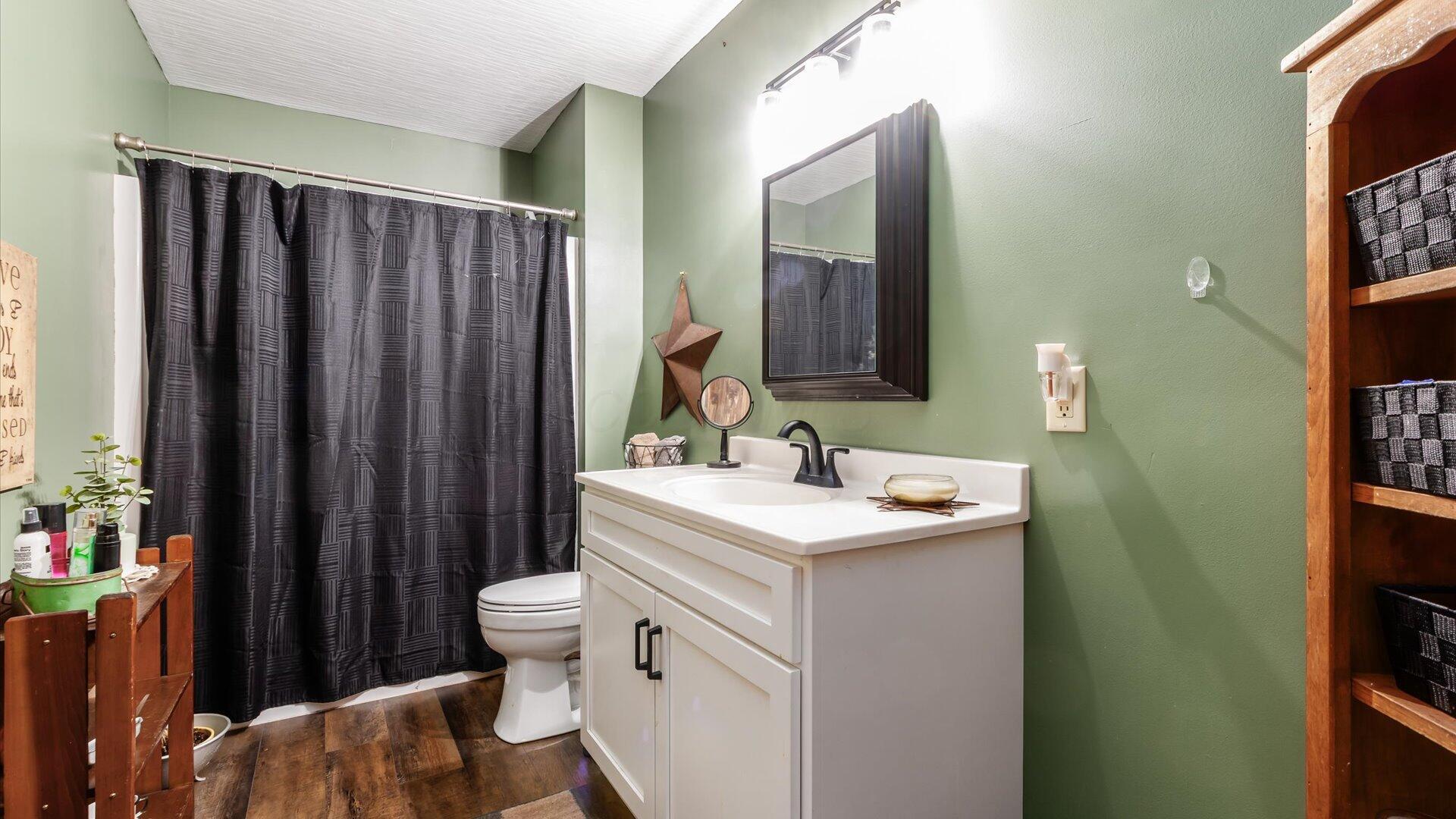 Frazeysburg, Ohio, 43822, United States, 3 Bedrooms Bedrooms, ,2 BathroomsBathrooms,Residential,For Sale,1942173