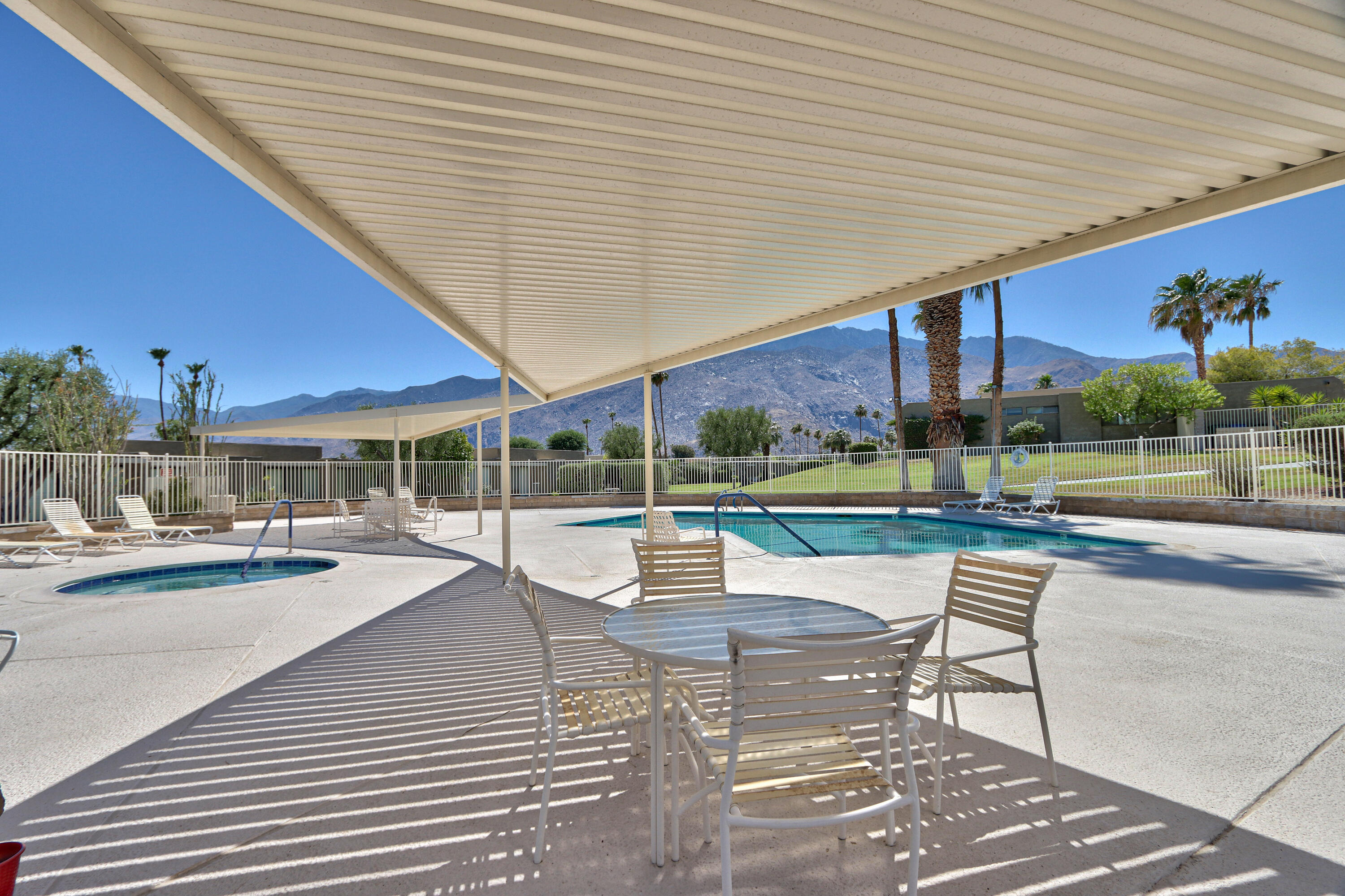 Palm Springs, California, 92262, United States, 2 Bedrooms Bedrooms, ,2 BathroomsBathrooms,Residential,For Sale,1890767