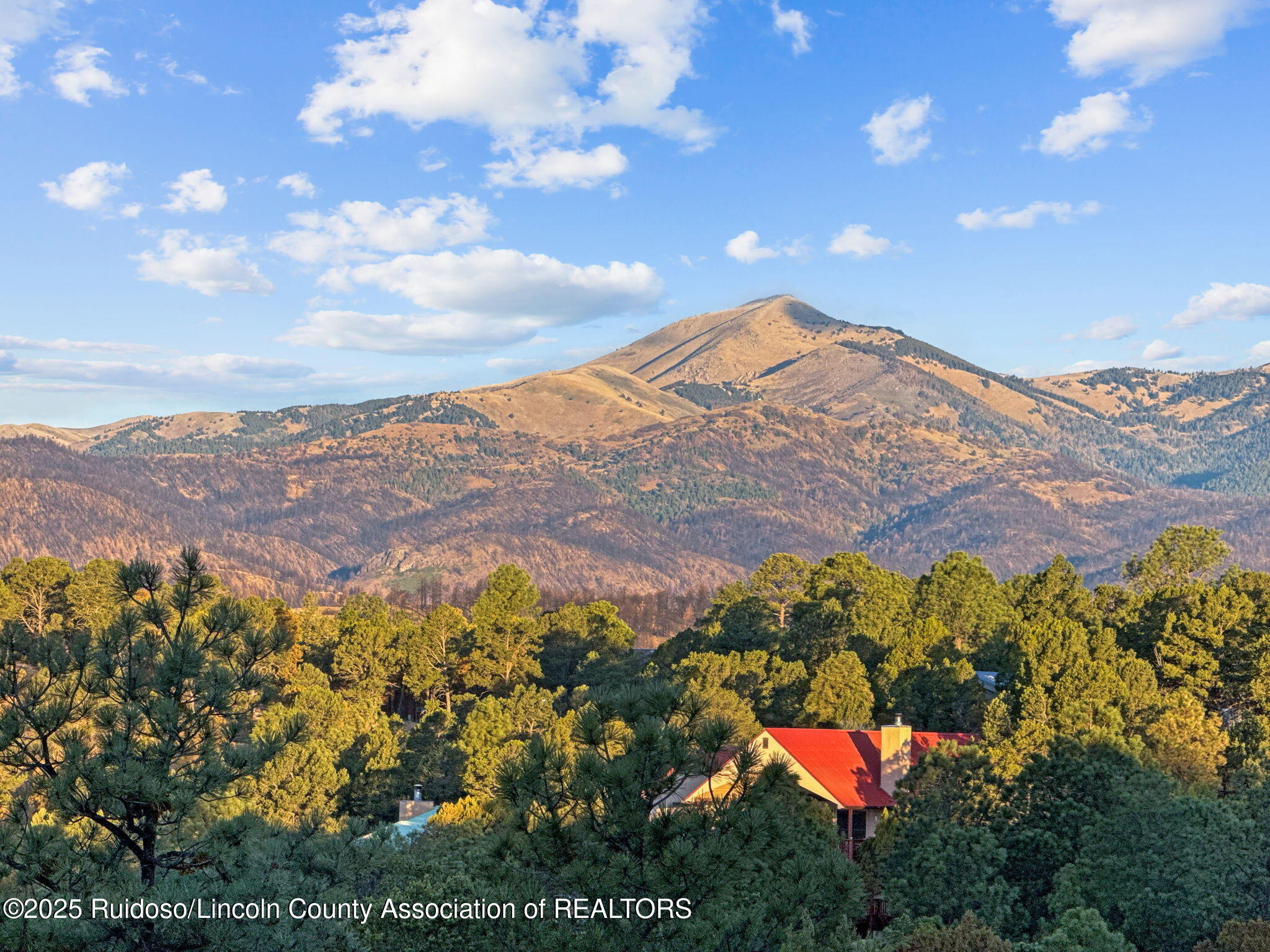 Ruidoso, New Mexico, 88345, United States, 5 Bedrooms Bedrooms, ,4 BathroomsBathrooms,Residential,For Sale,2006103