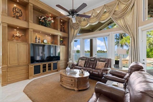 Coral Springs, Florida, 33071, United States, 4 Bedrooms Bedrooms, ,3 BathroomsBathrooms,Residential,For Sale,1841689